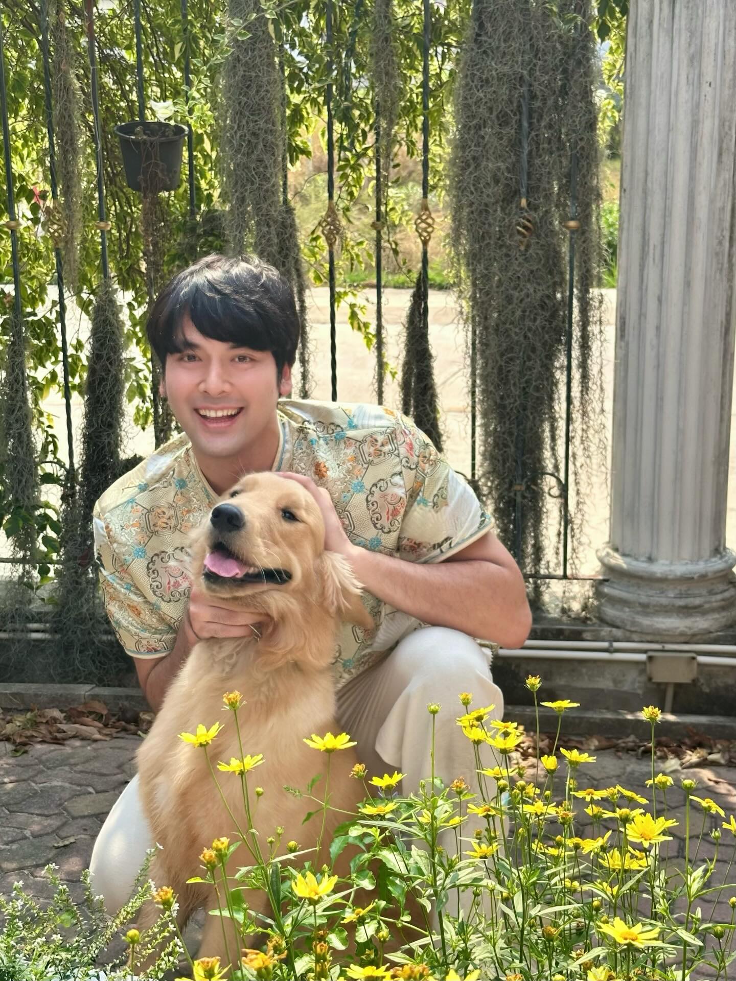 บอมบ์ - ธนิน มนูญศิลป์