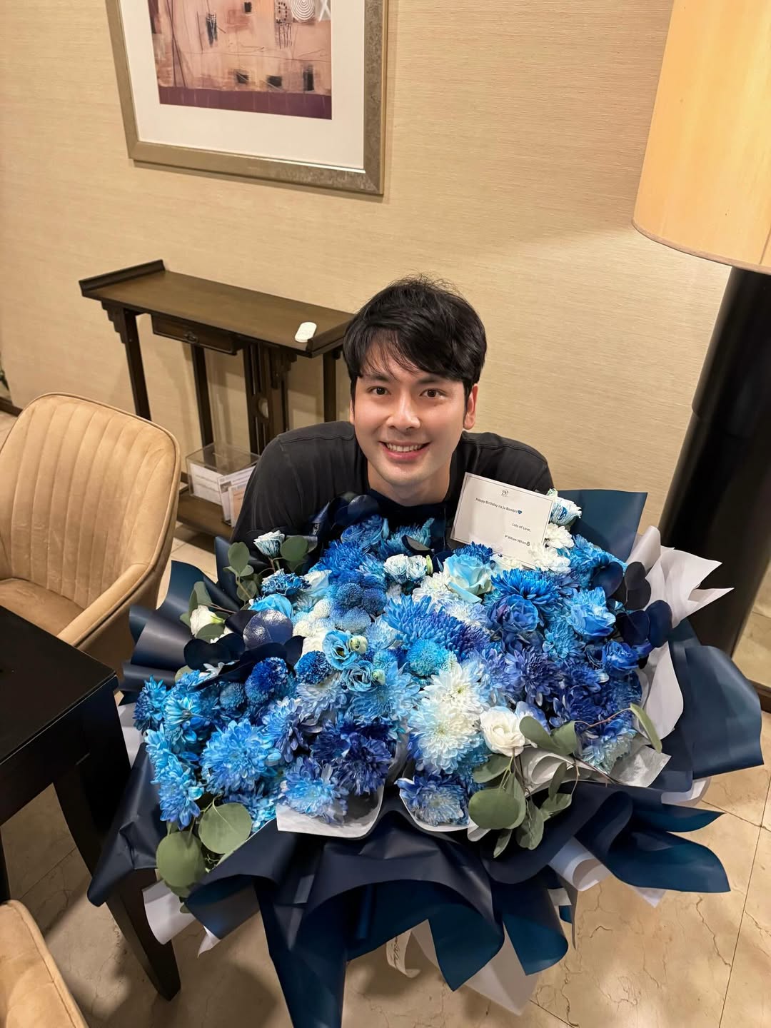 บอมบ์ - ธนิน มนูญศิลป์