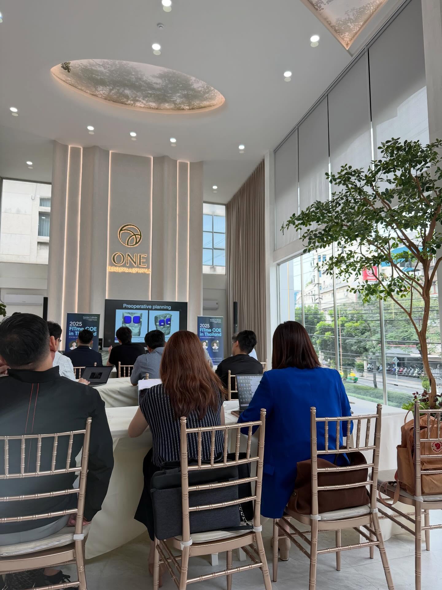 ฟรัง - นรีกุล เกตุประภากร