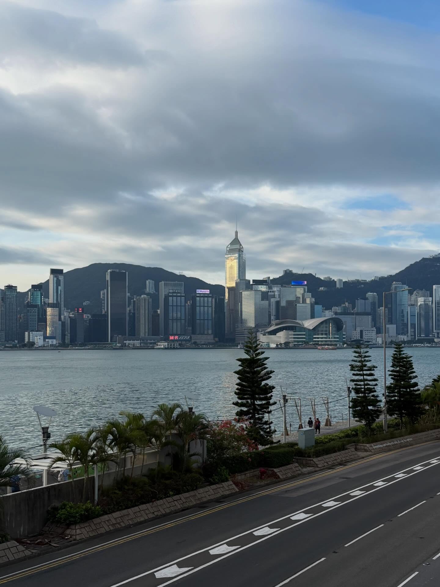 ฟรัง - นรีกุล เกตุประภากร