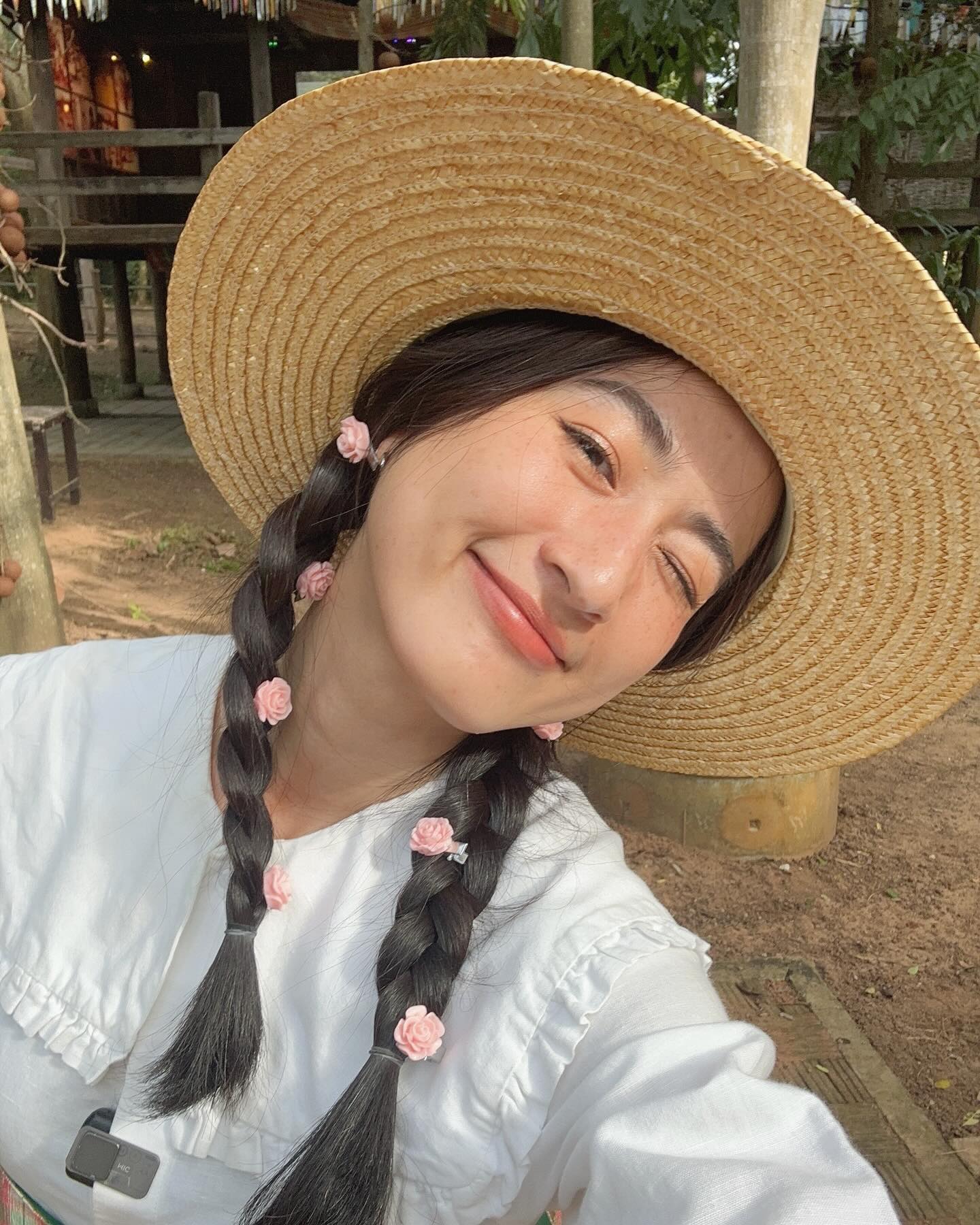 อาย - กมลเนตร เรืองศรี