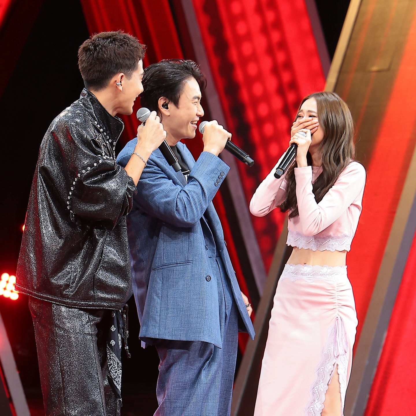อาย - กมลเนตร เรืองศรี