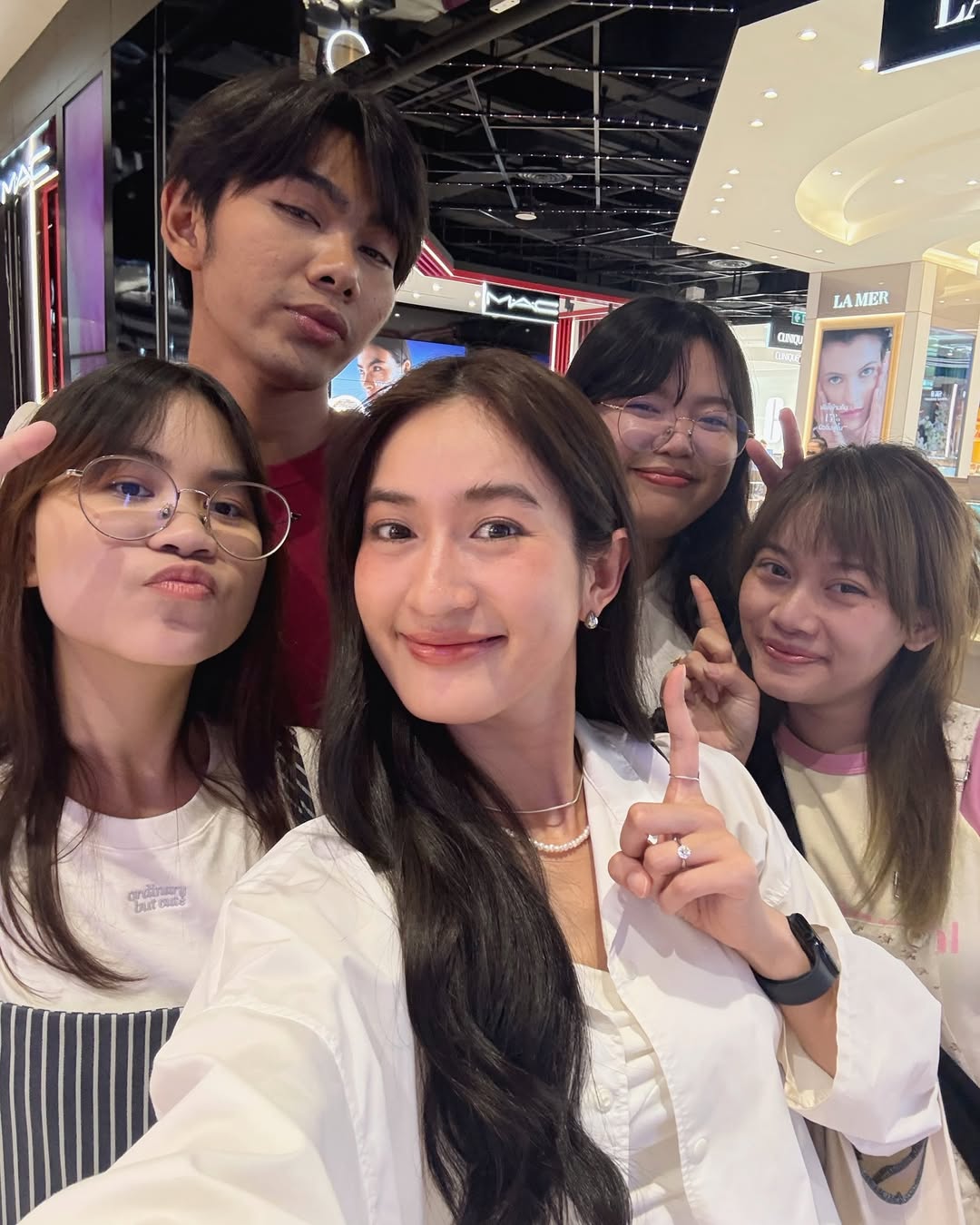 อาย - กมลเนตร เรืองศรี