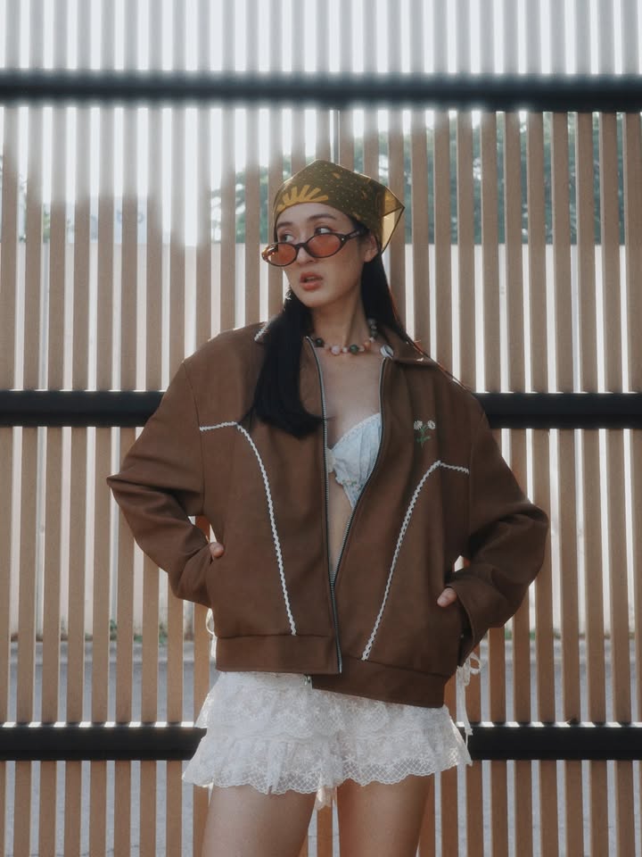 อาย - กมลเนตร เรืองศรี