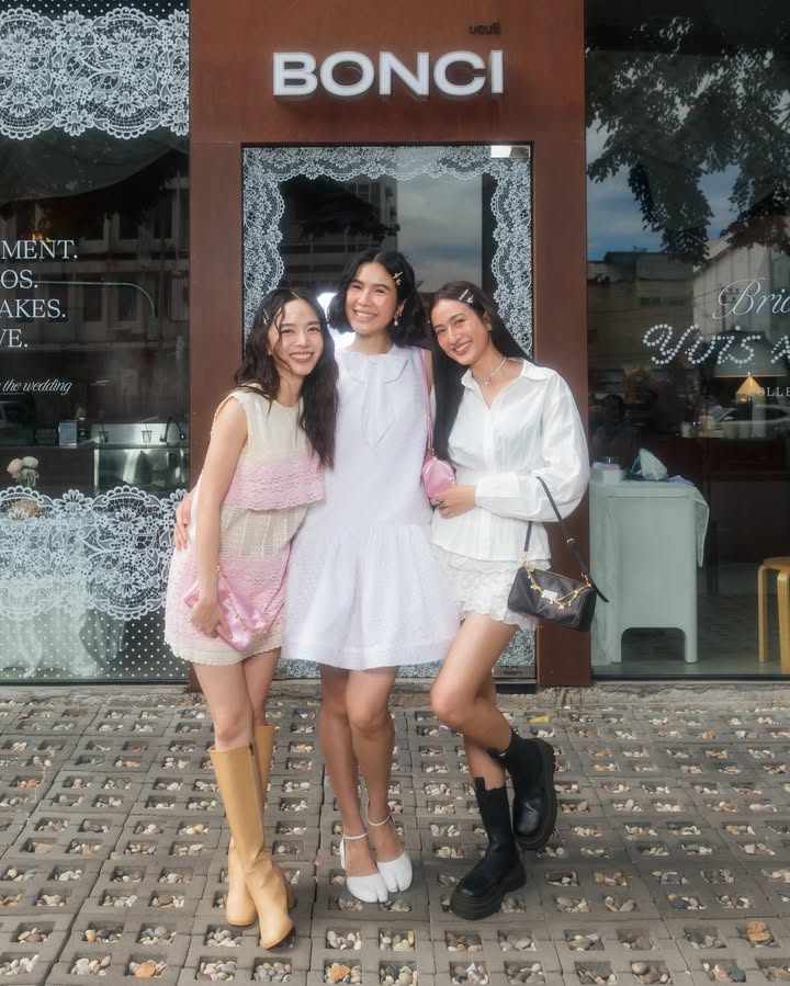 อาย - กมลเนตร เรืองศรี