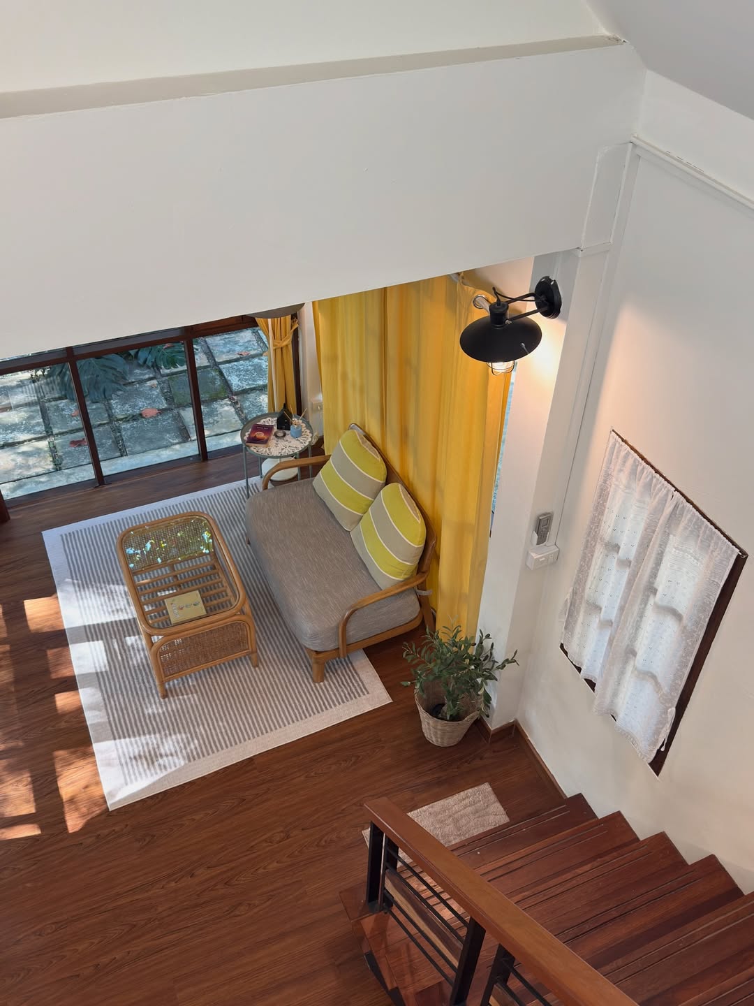 อาย - กมลเนตร เรืองศรี