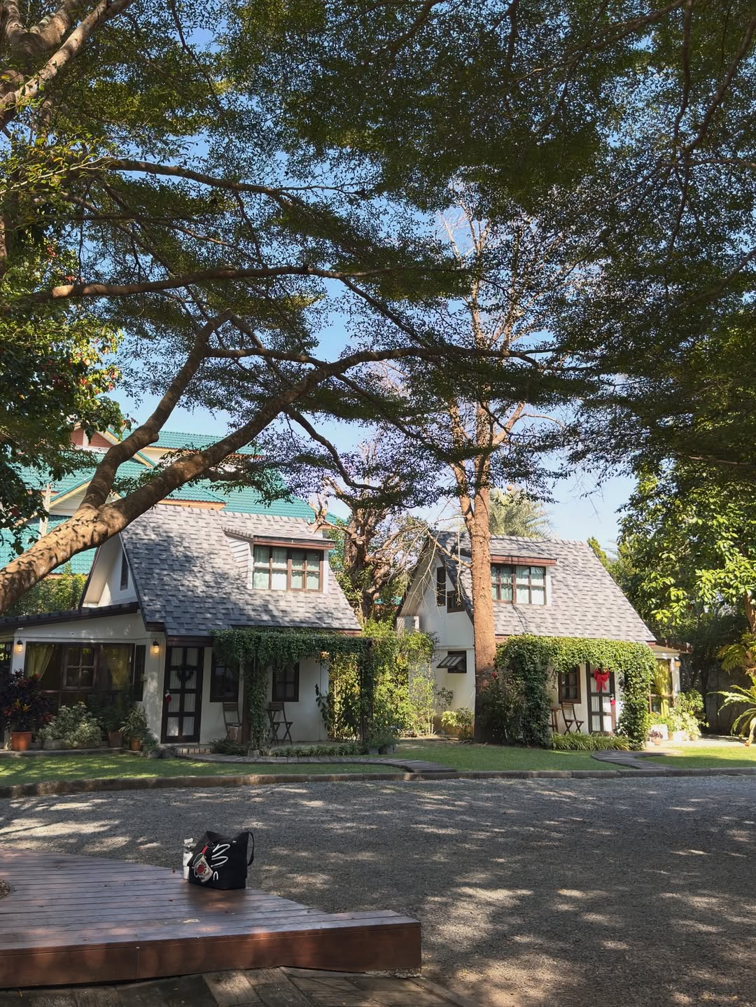 อาย - กมลเนตร เรืองศรี