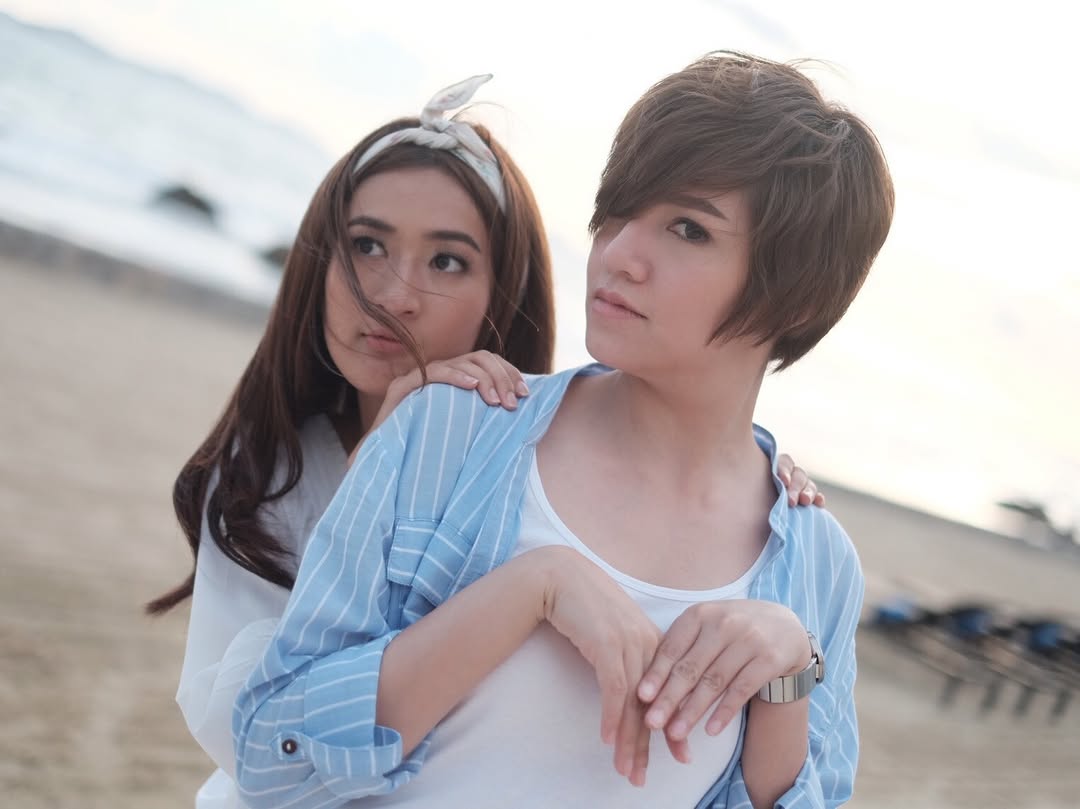 อาย - กมลเนตร เรืองศรี