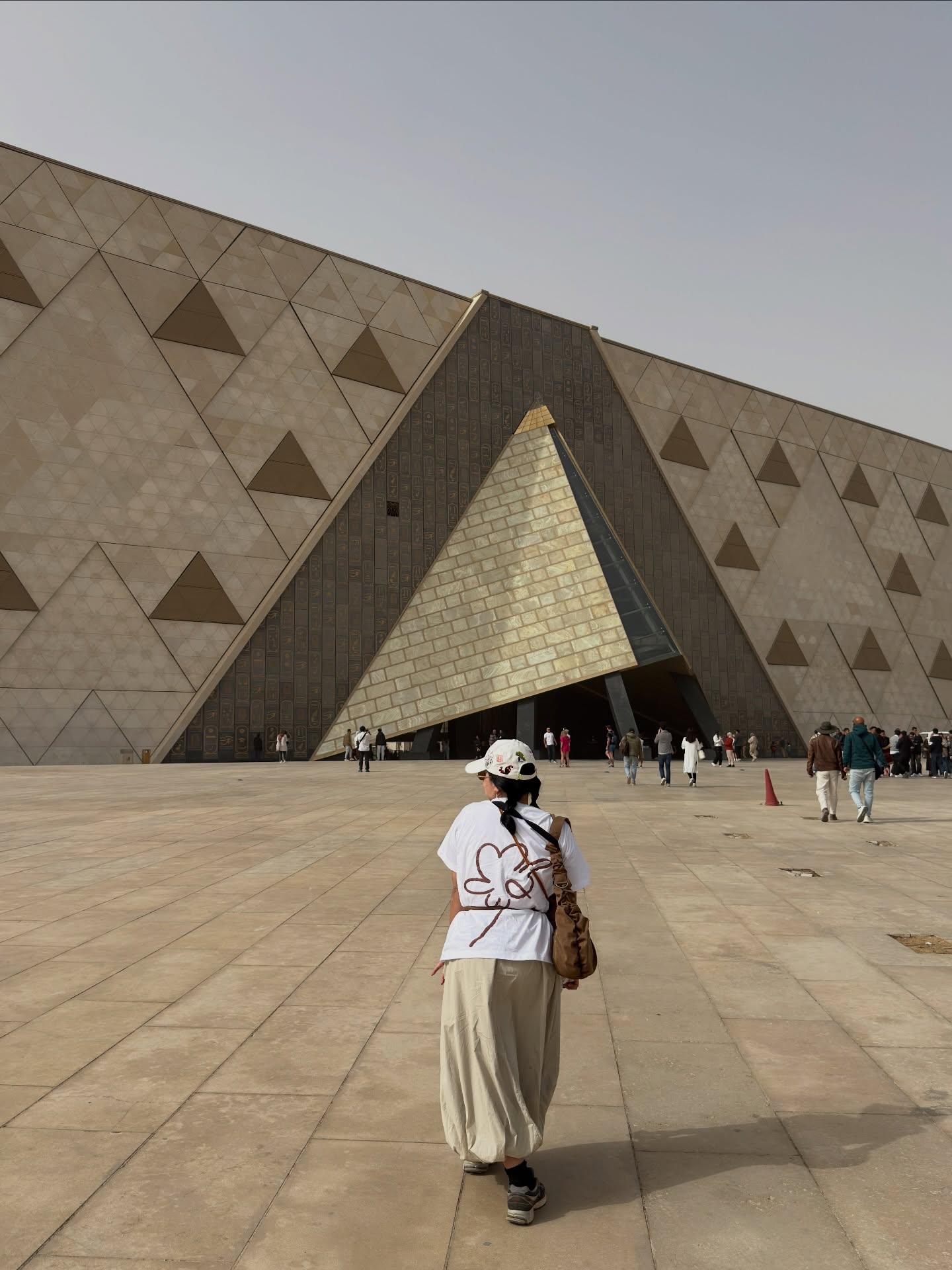 อาย - กมลเนตร เรืองศรี