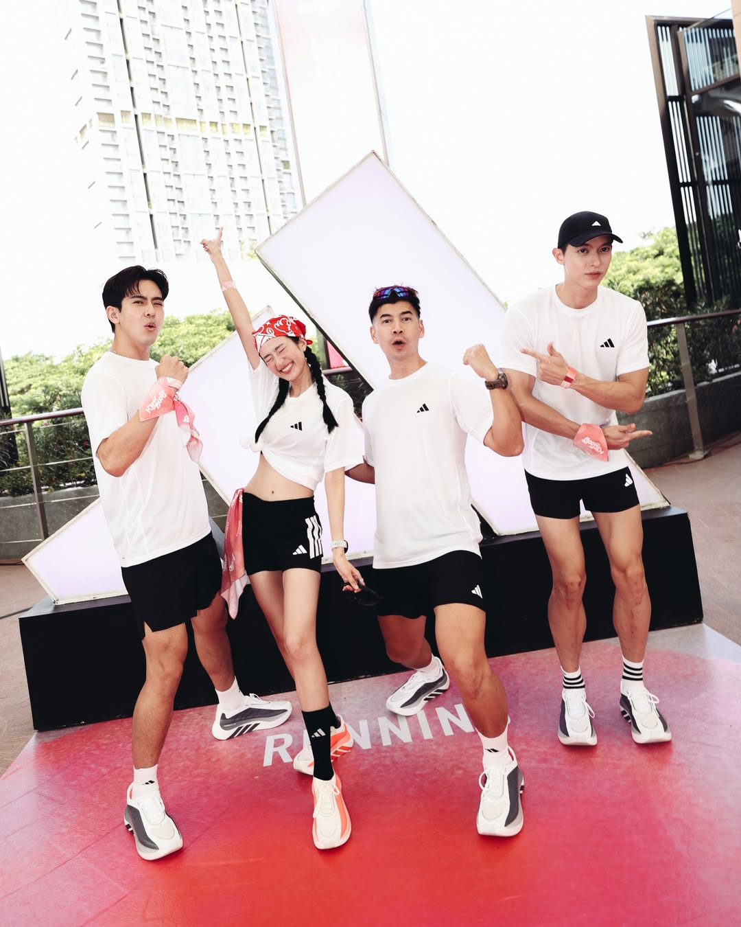 อาย - กมลเนตร เรืองศรี