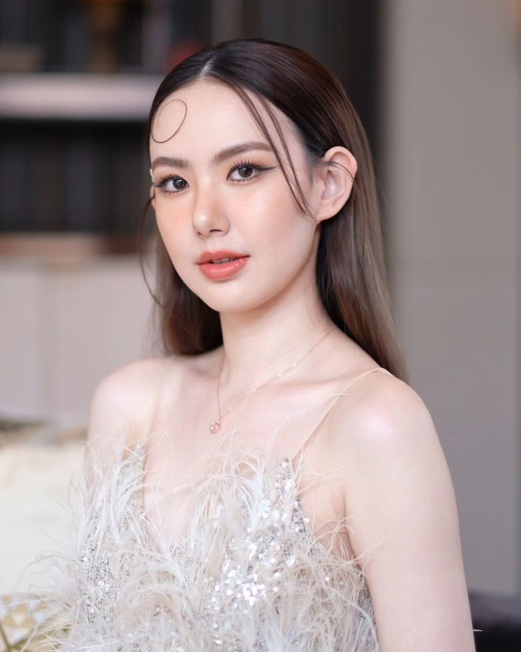 เชอรีน - ณัฐจารี หรเวชกุล