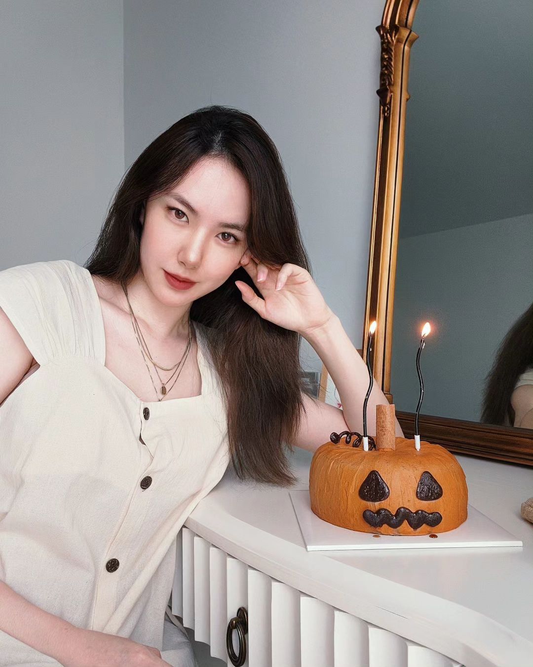 เชอรีน - ณัฐจารี หรเวชกุล