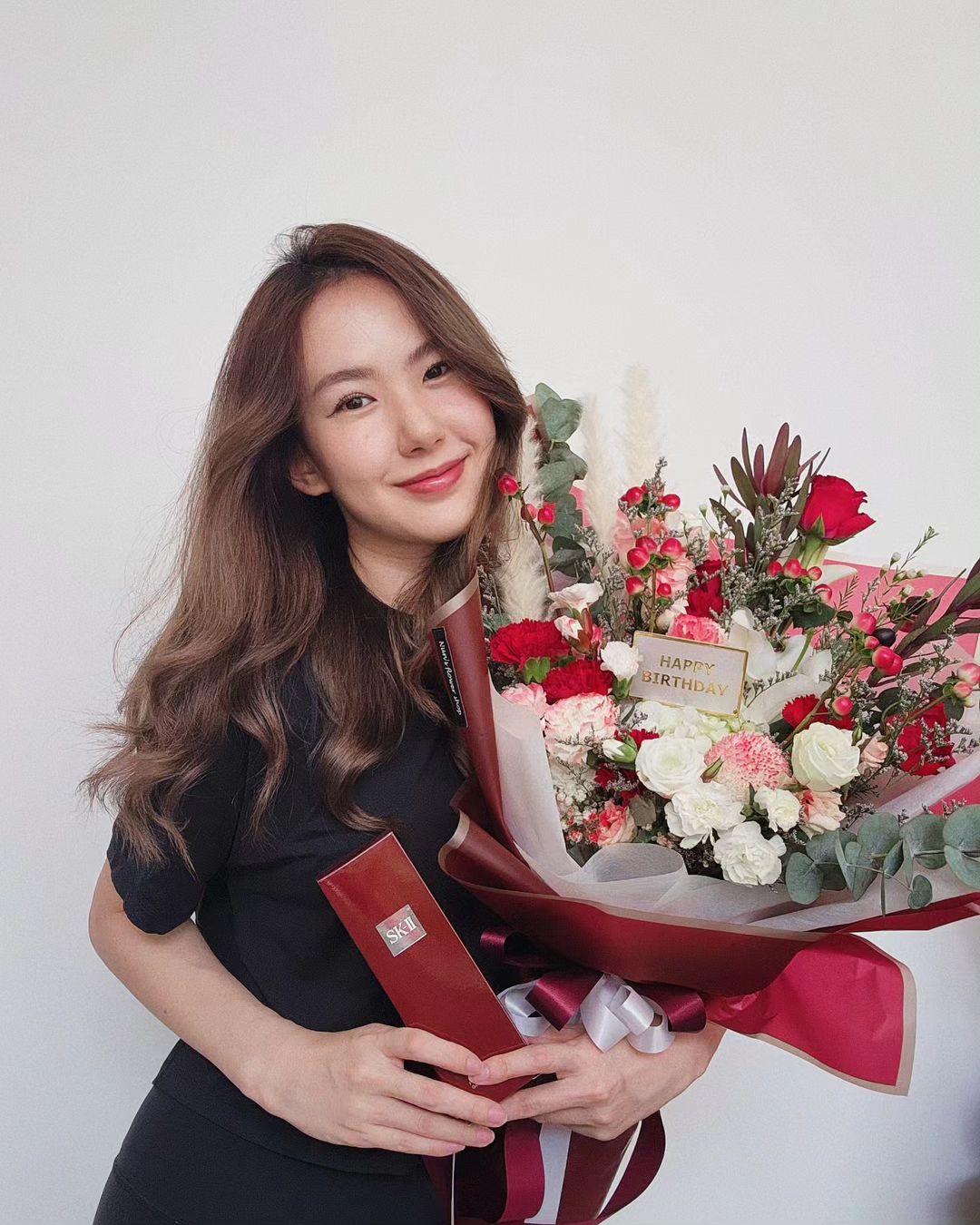 เชอรีน - ณัฐจารี หรเวชกุล