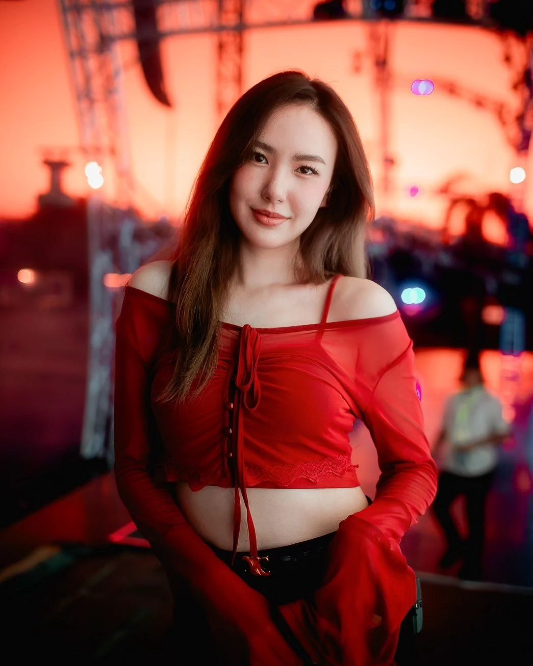 เชอรีน - ณัฐจารี หรเวชกุล