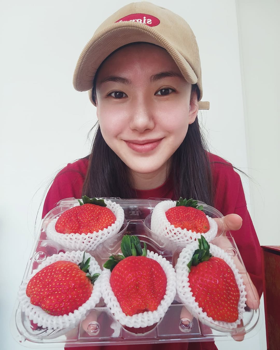 เชอรีน - ณัฐจารี หรเวชกุล
