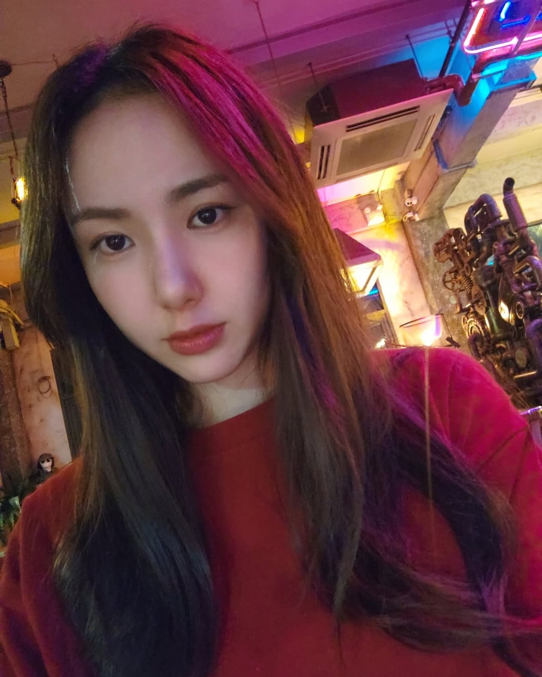 เชอรีน - ณัฐจารี หรเวชกุล