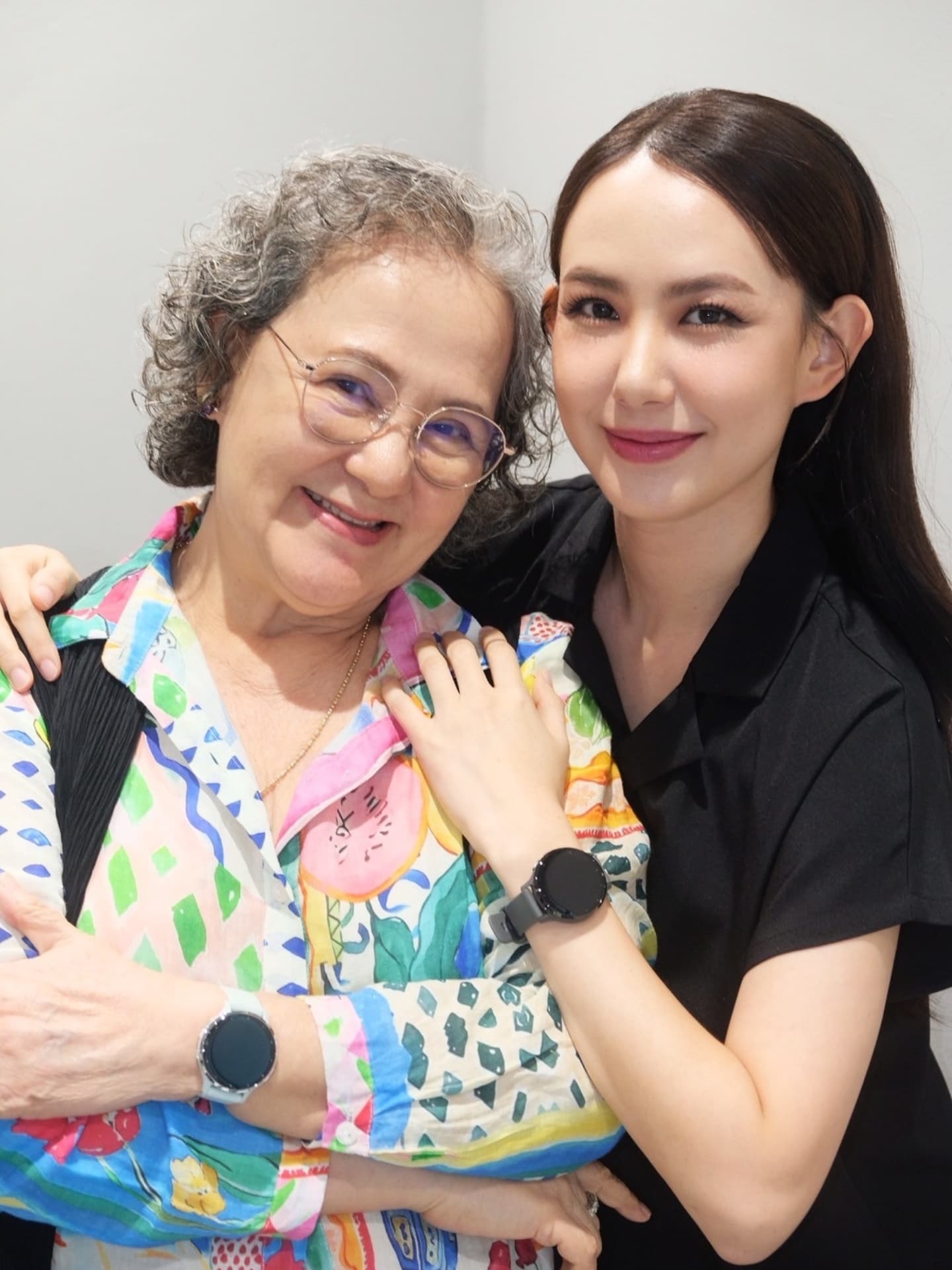 เชอรีน - ณัฐจารี หรเวชกุล