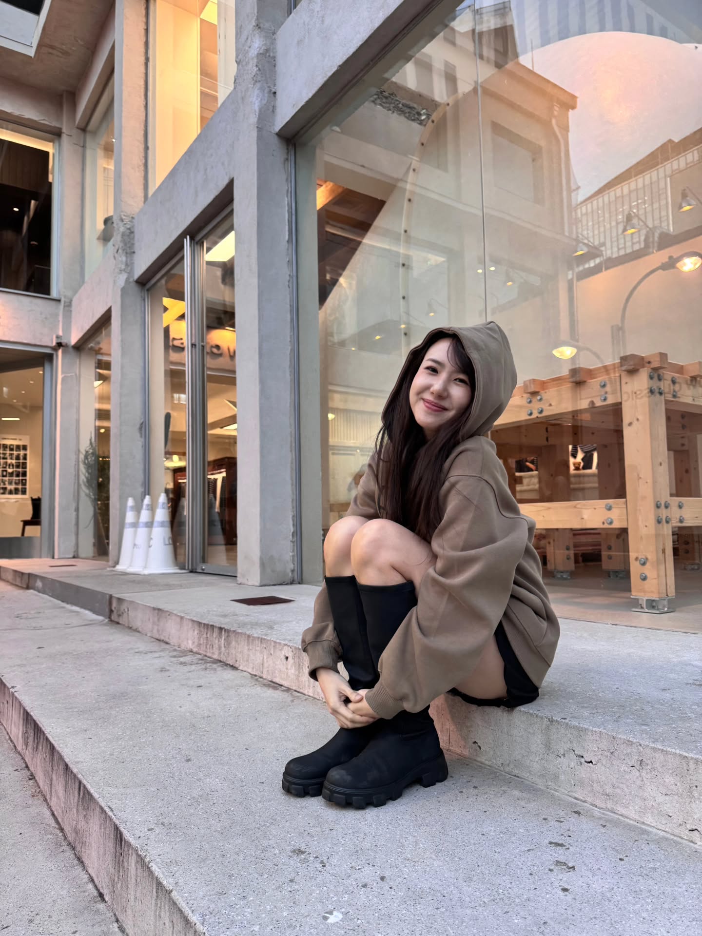 เชอรีน - ณัฐจารี หรเวชกุล