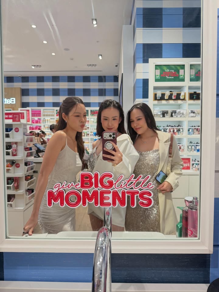 เชอรีน - ณัฐจารี หรเวชกุล