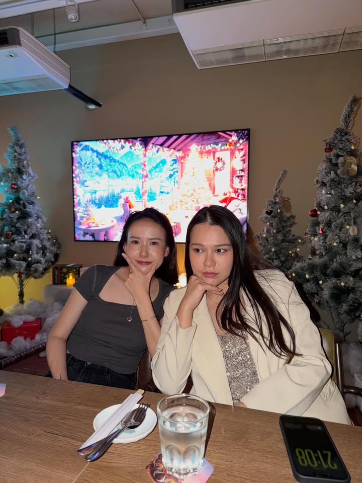 เชอรีน - ณัฐจารี หรเวชกุล