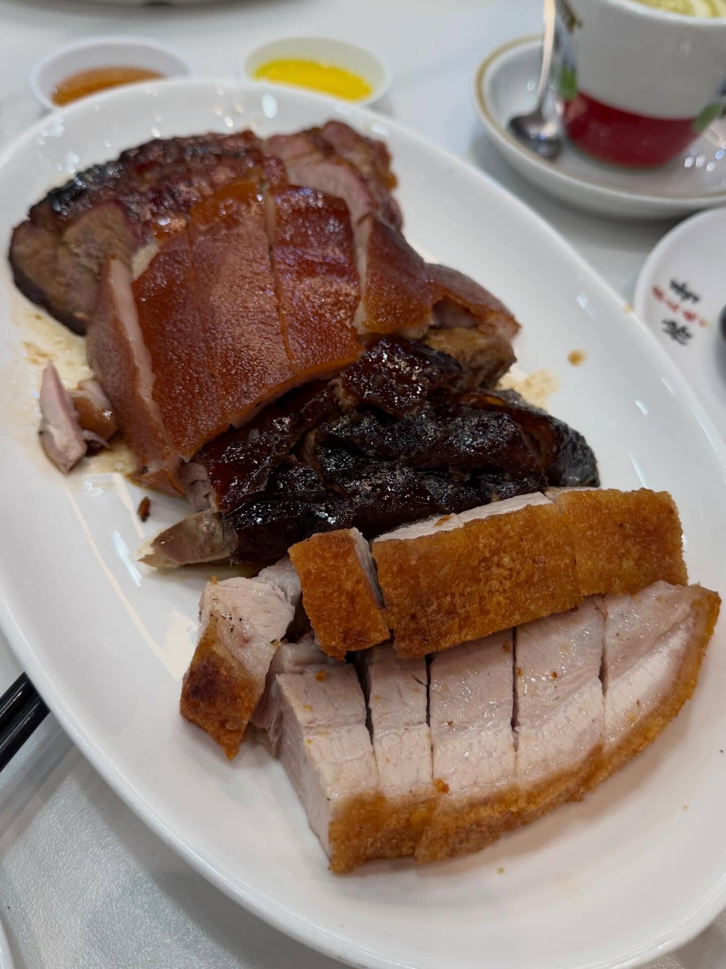 เชอรีน - ณัฐจารี หรเวชกุล