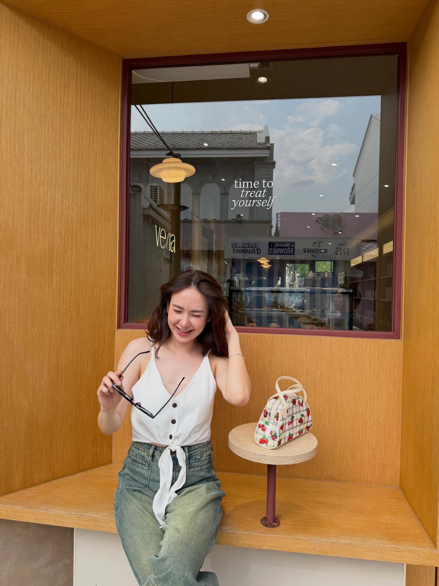 เชอรีน - ณัฐจารี หรเวชกุล