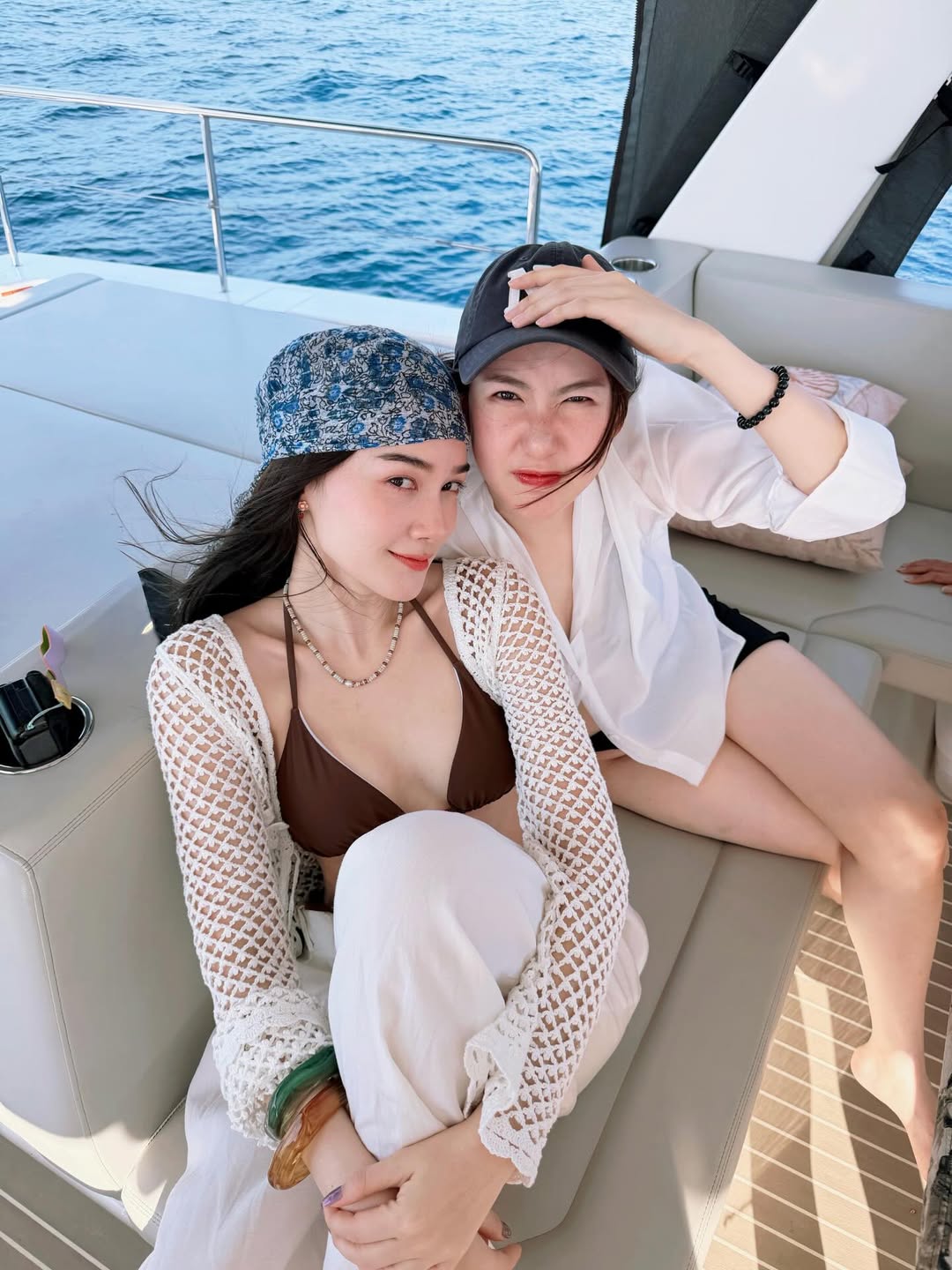 เชอรีน - ณัฐจารี หรเวชกุล