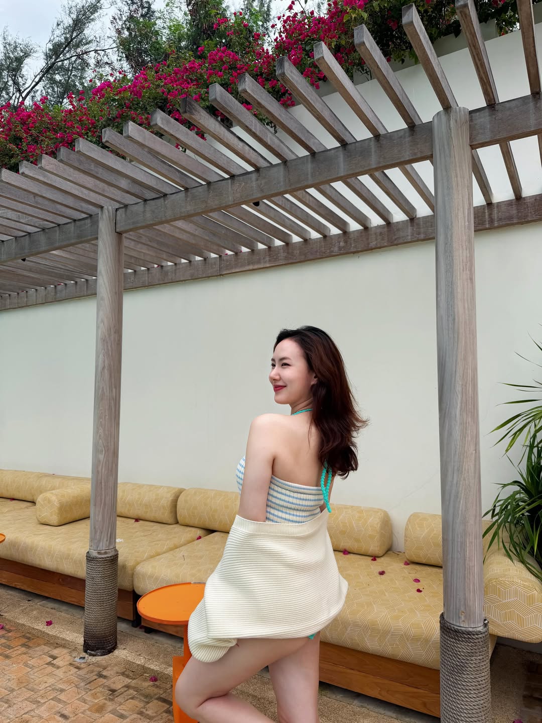 เชอรีน - ณัฐจารี หรเวชกุล