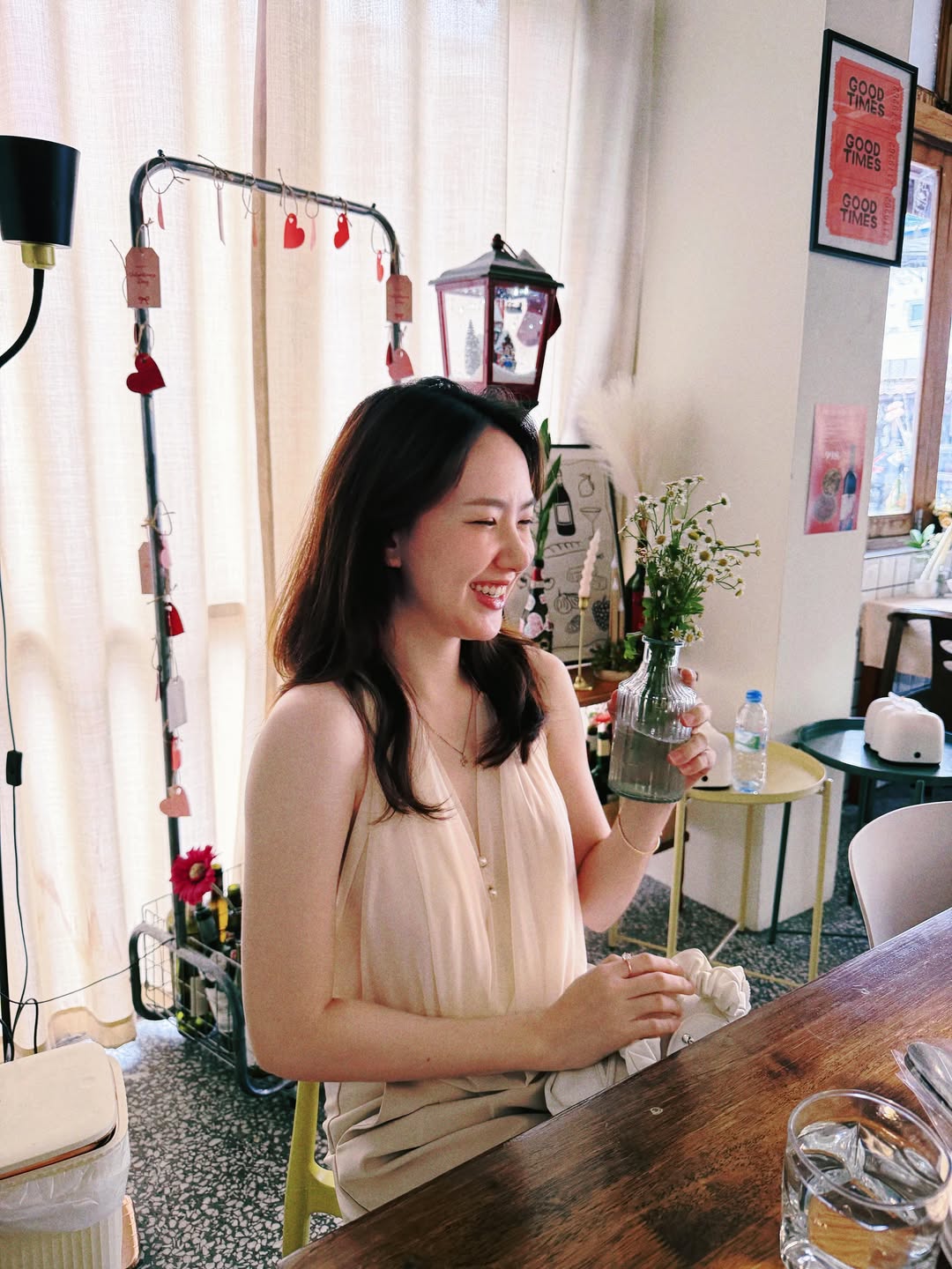 เชอรีน - ณัฐจารี หรเวชกุล