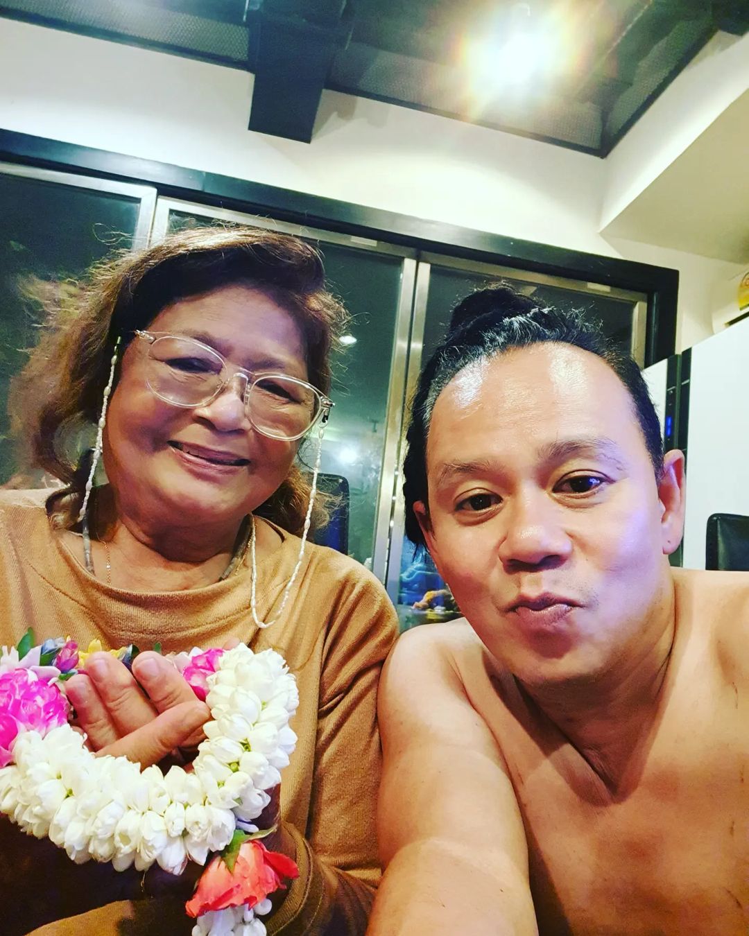 เสนาหอย - เกียรติศักดิ์ อุดมนาค