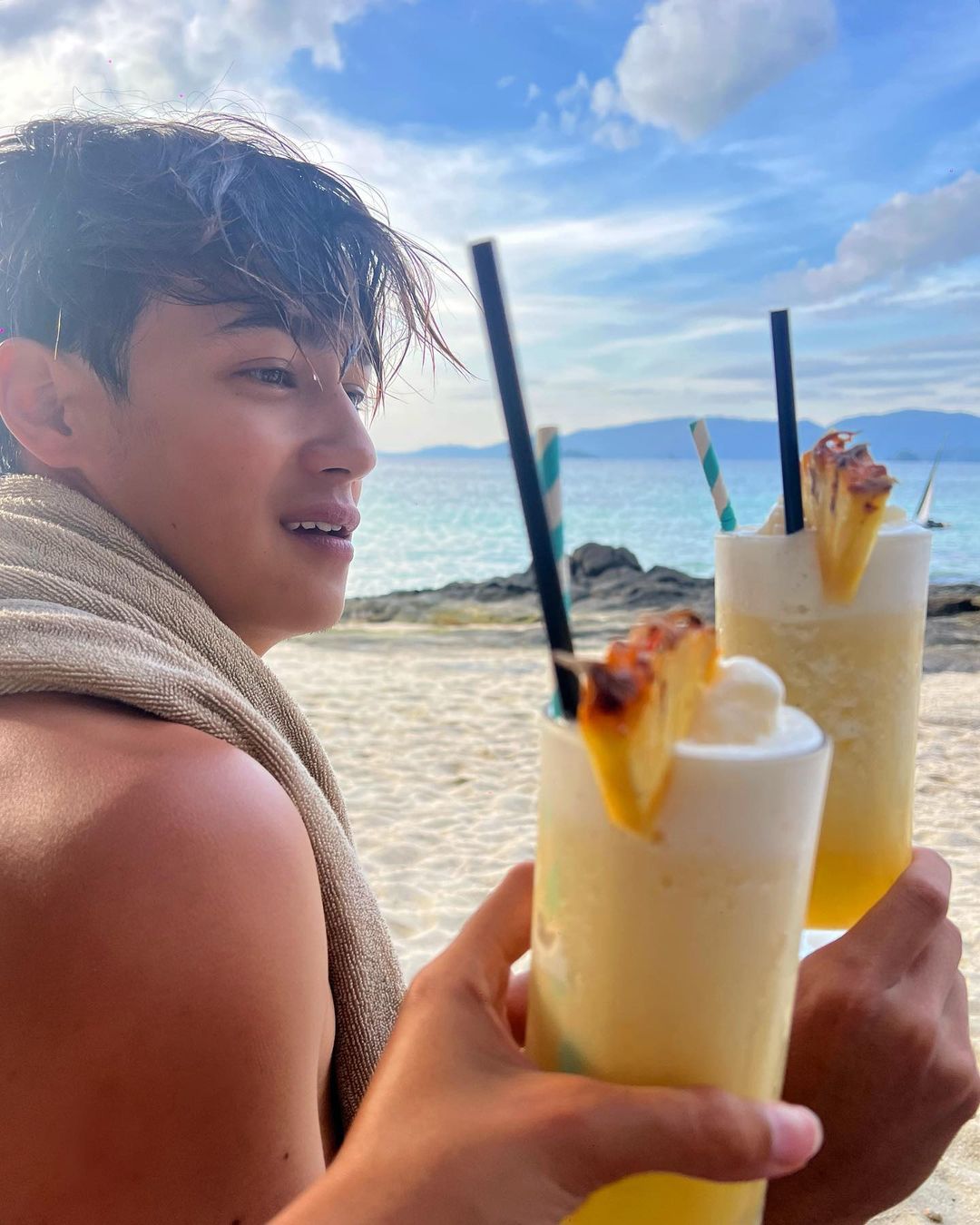 ไอซ์ - พาริส อินทรโกมาลย์สุต