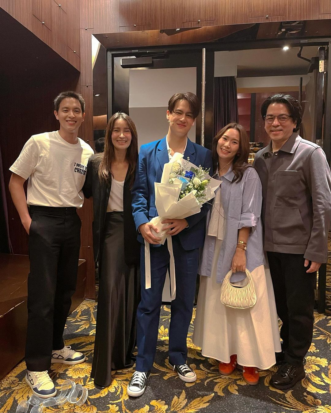 ไอซ์ - พาริส อินทรโกมาลย์สุต