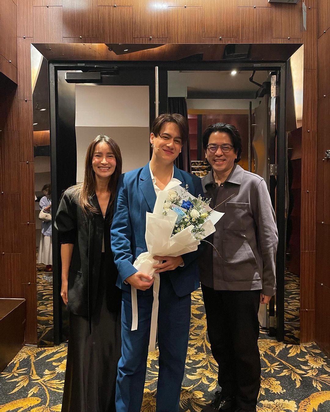 ไอซ์ - พาริส อินทรโกมาลย์สุต