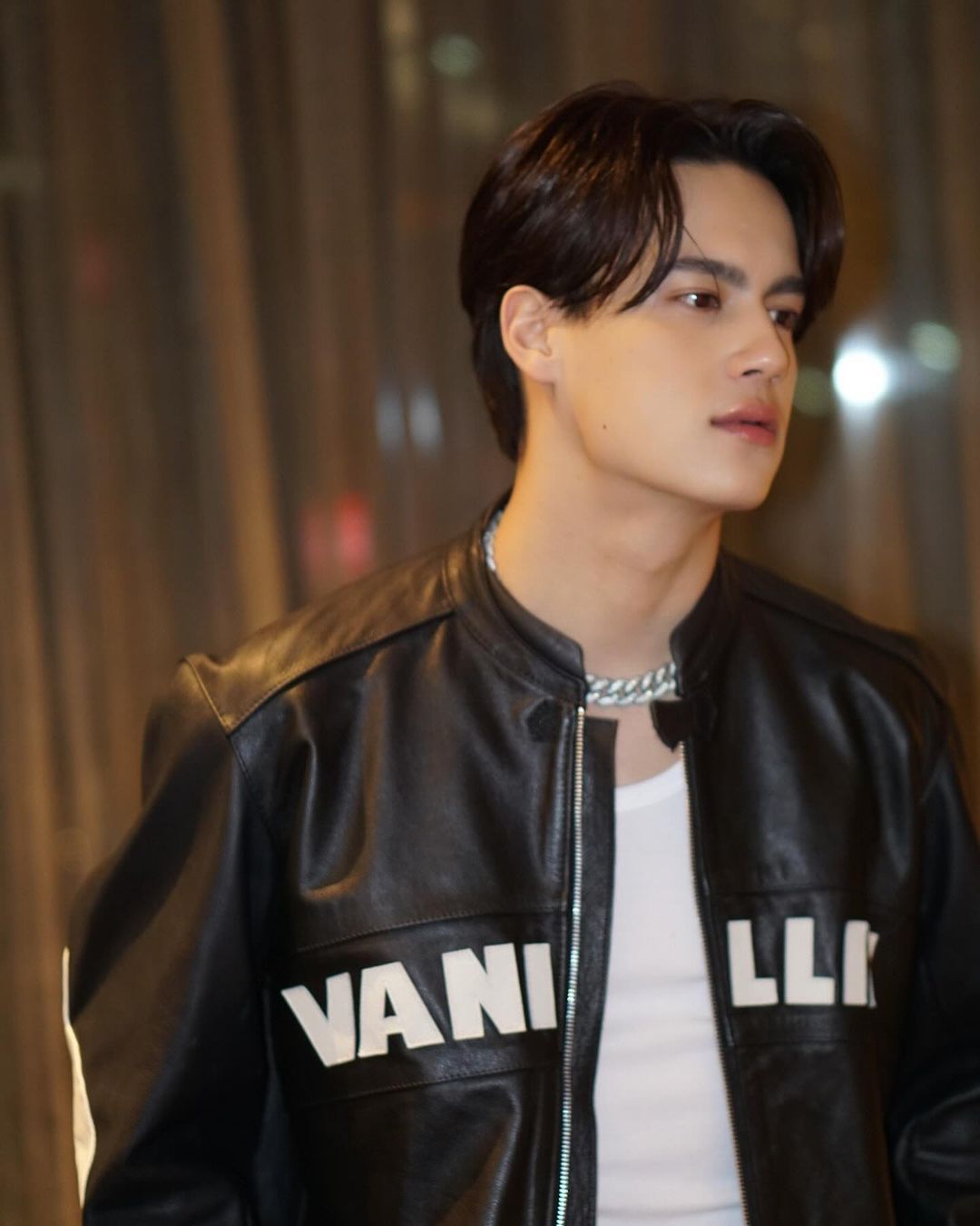 ไอซ์ - พาริส อินทรโกมาลย์สุต