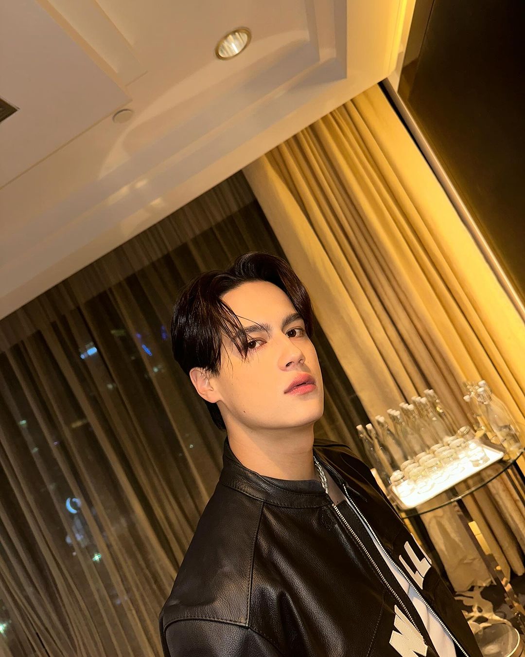 ไอซ์ - พาริส อินทรโกมาลย์สุต