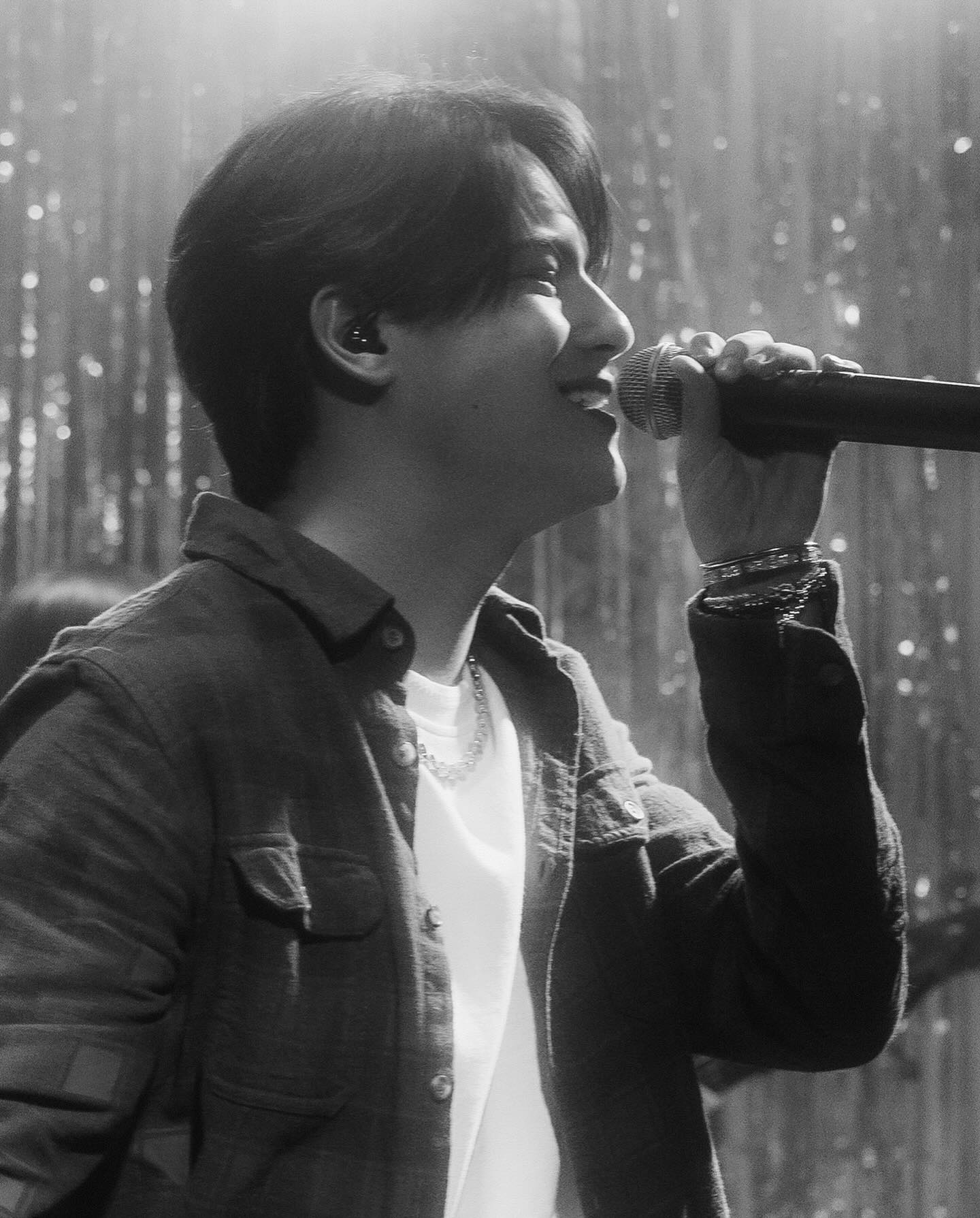 ไอซ์ - พาริส อินทรโกมาลย์สุต