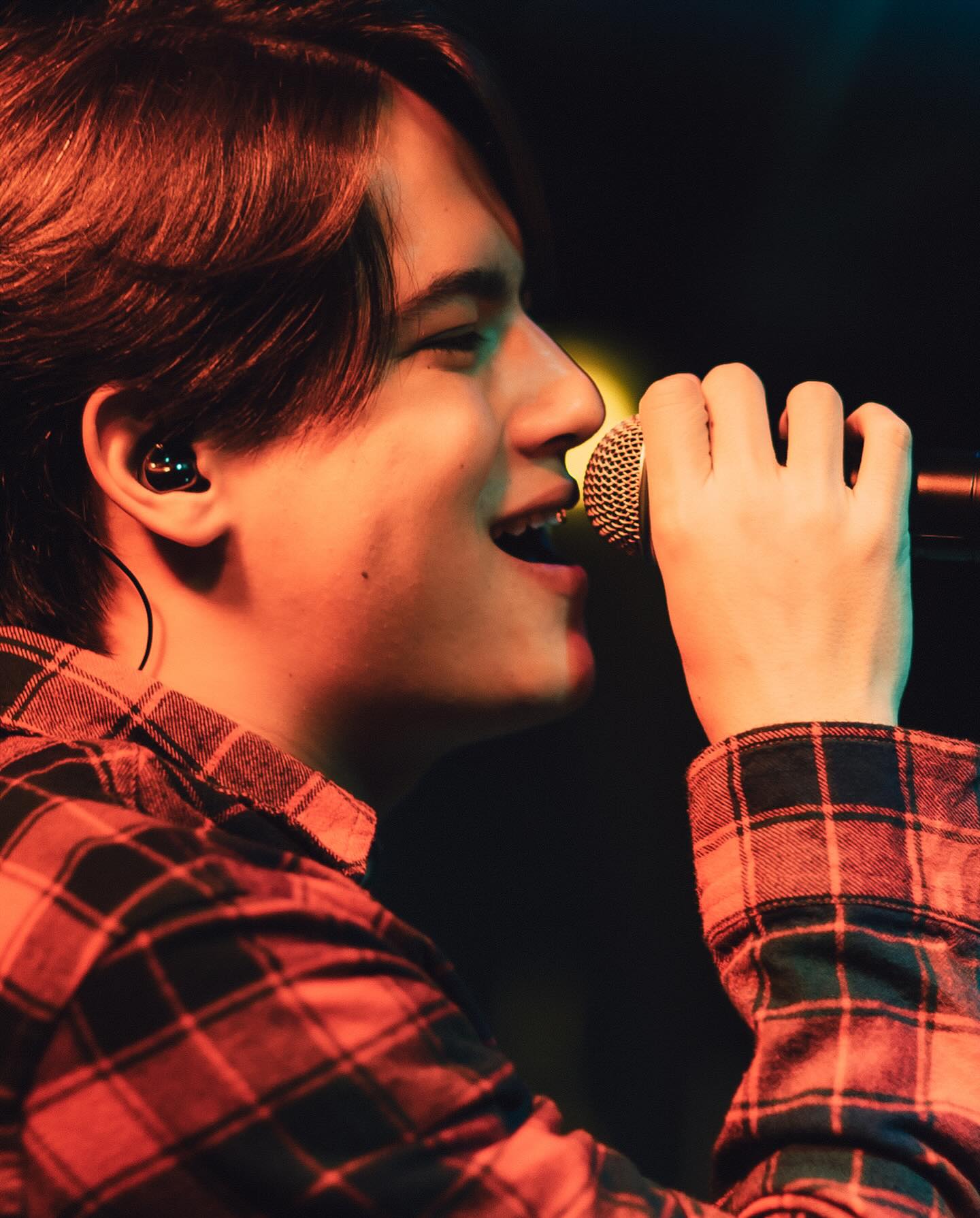 ไอซ์ - พาริส อินทรโกมาลย์สุต