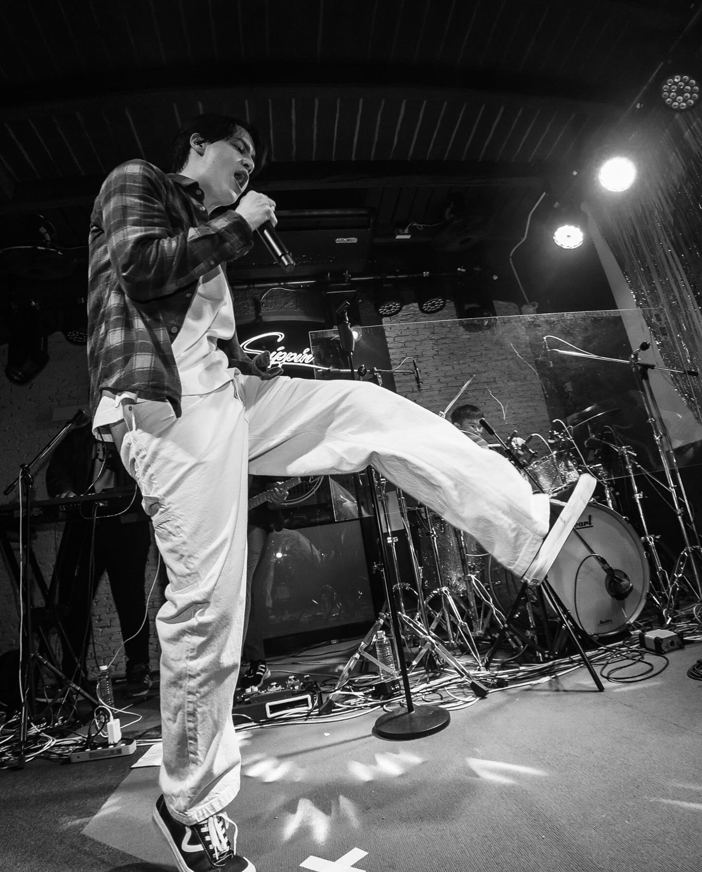 ไอซ์ - พาริส อินทรโกมาลย์สุต