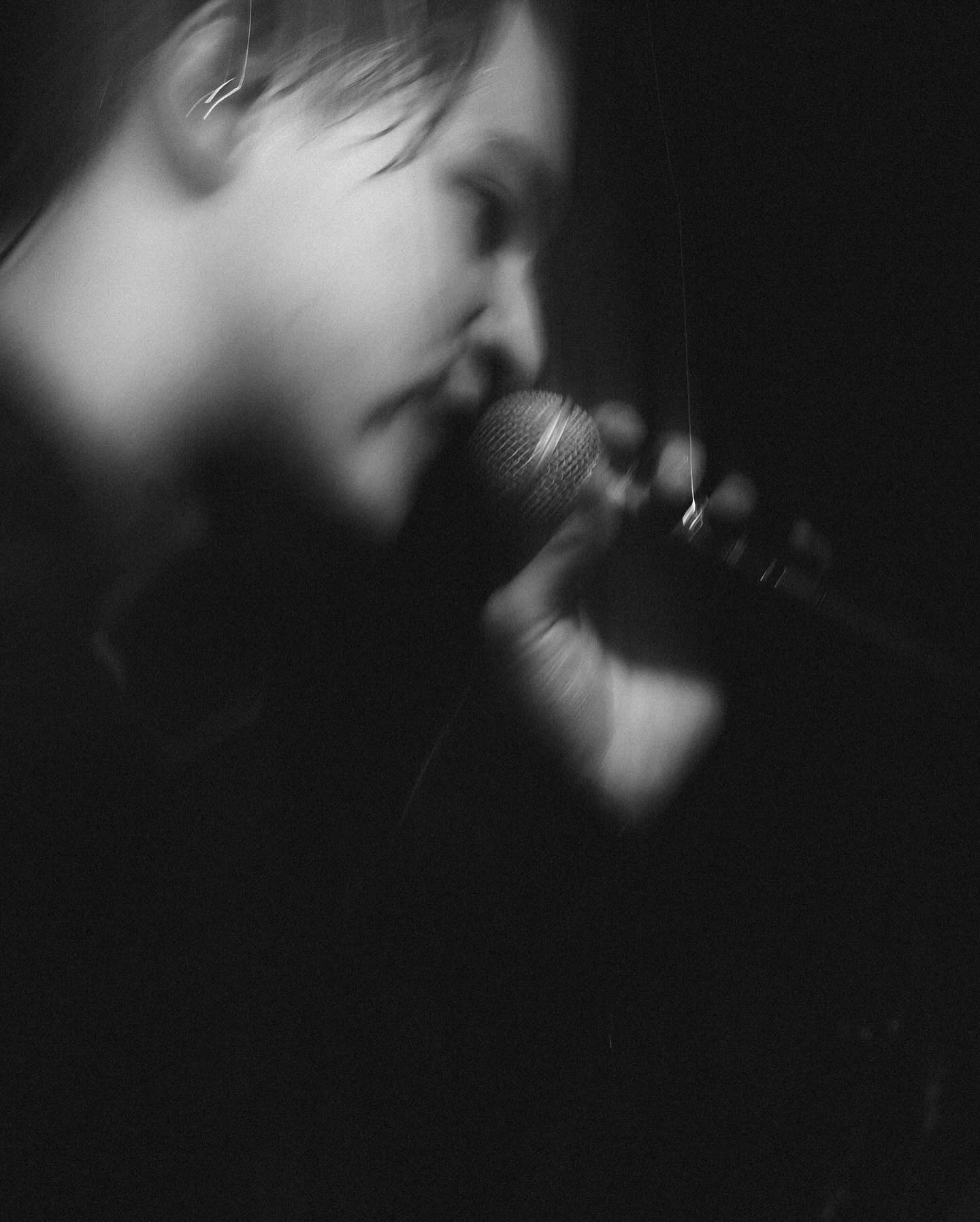 ไอซ์ - พาริส อินทรโกมาลย์สุต