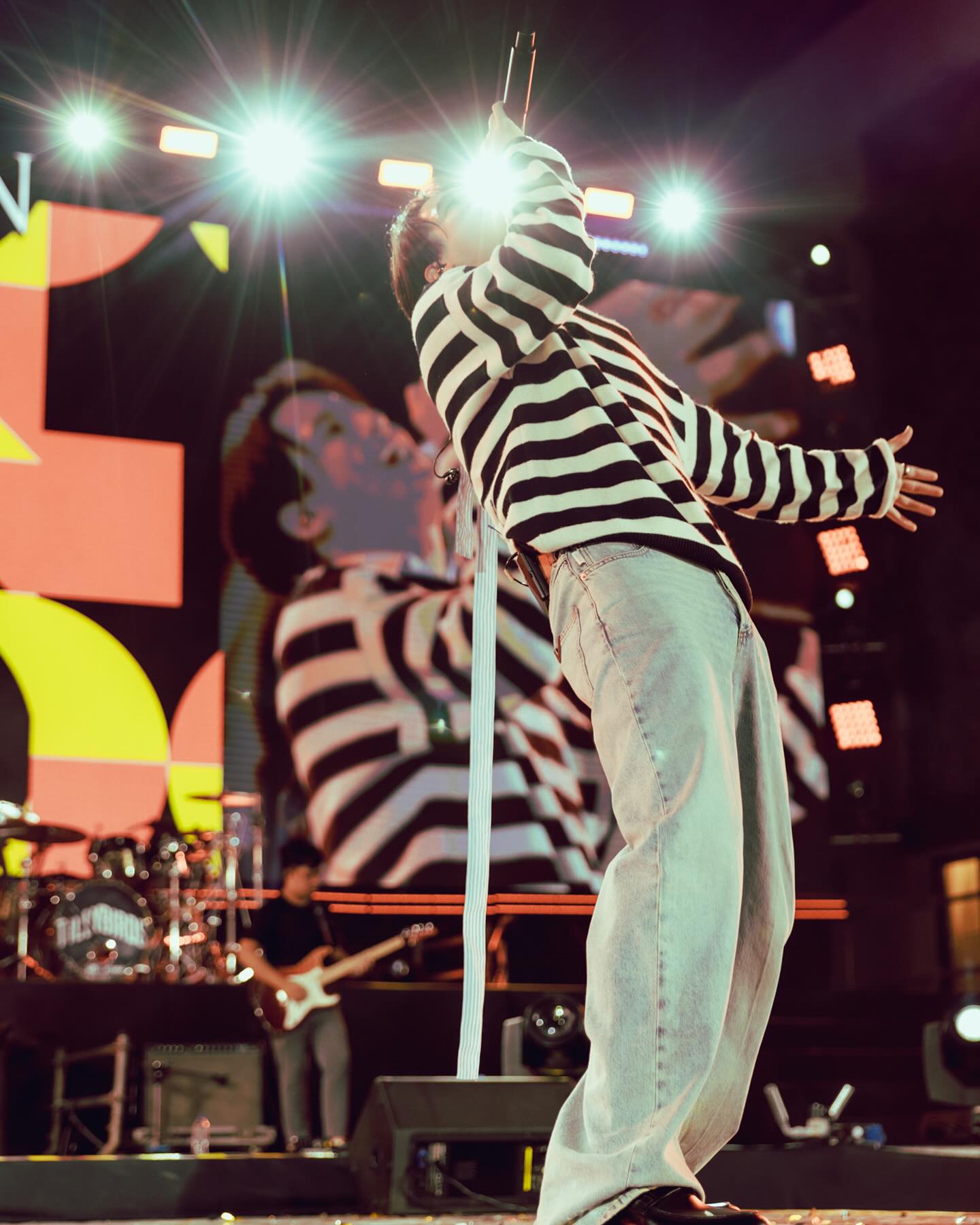 ไอซ์ - พาริส อินทรโกมาลย์สุต