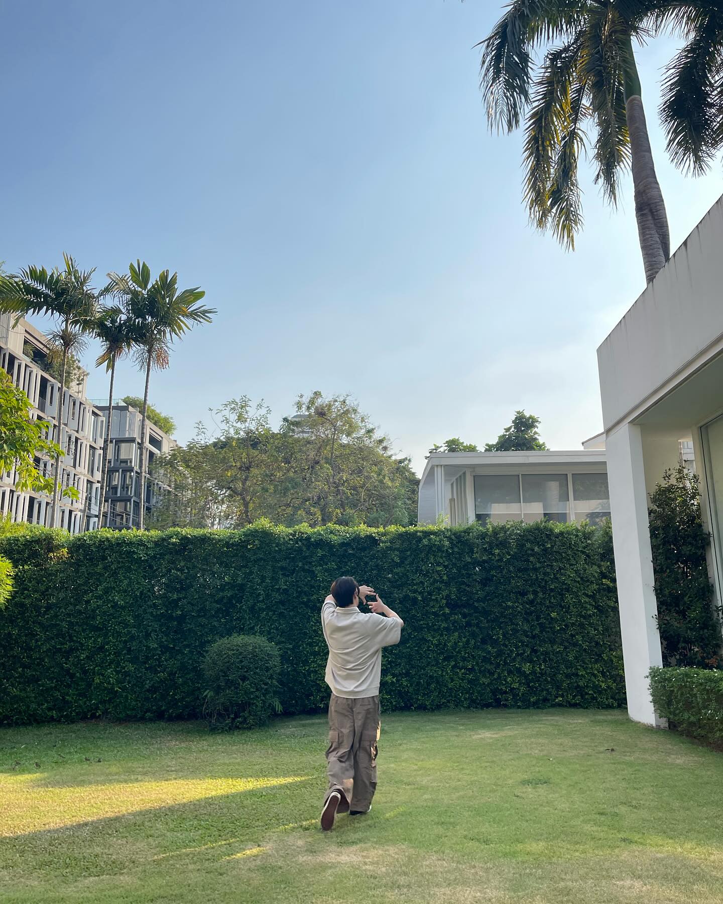 ไอซ์ - พาริส อินทรโกมาลย์สุต