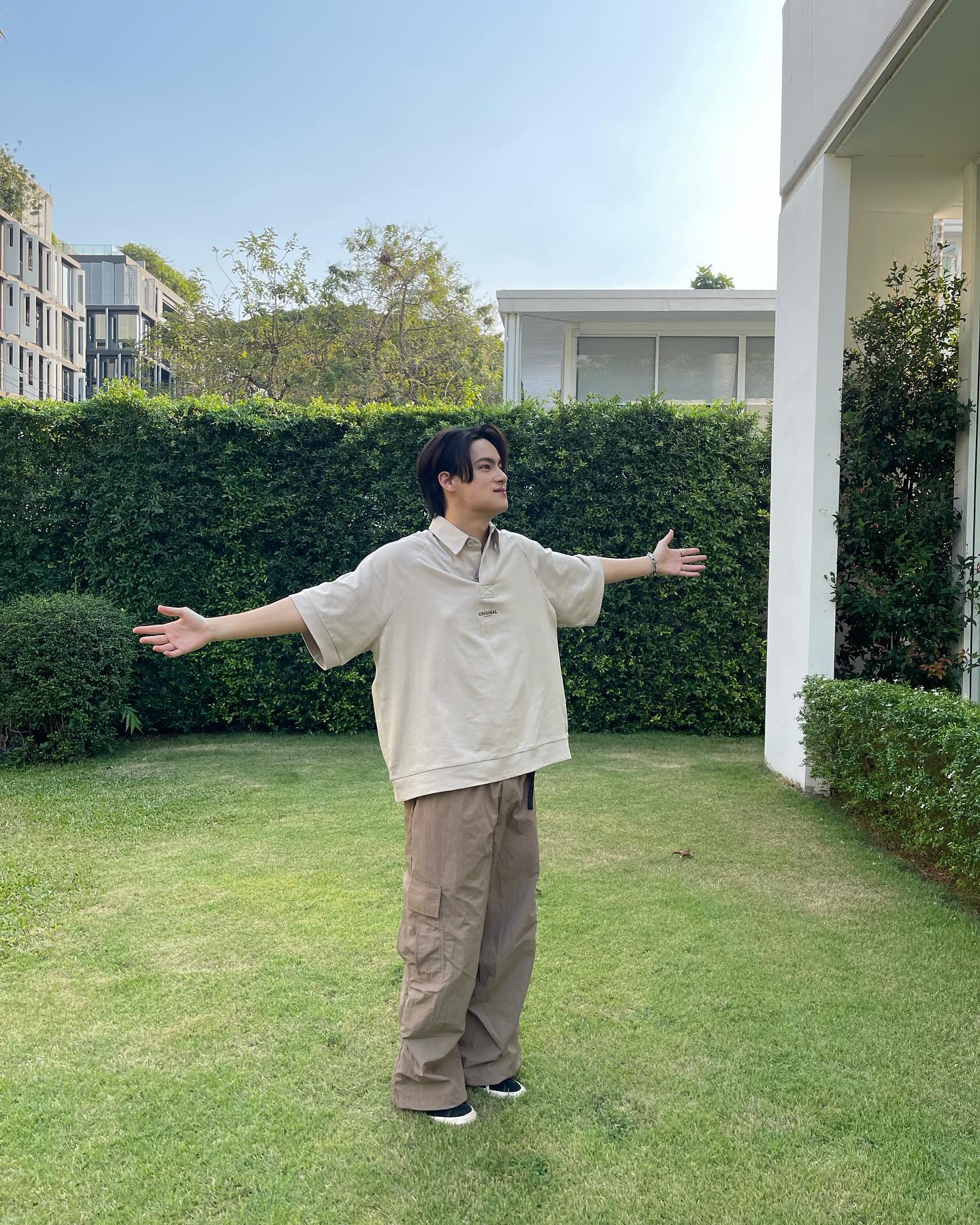 ไอซ์ - พาริส อินทรโกมาลย์สุต