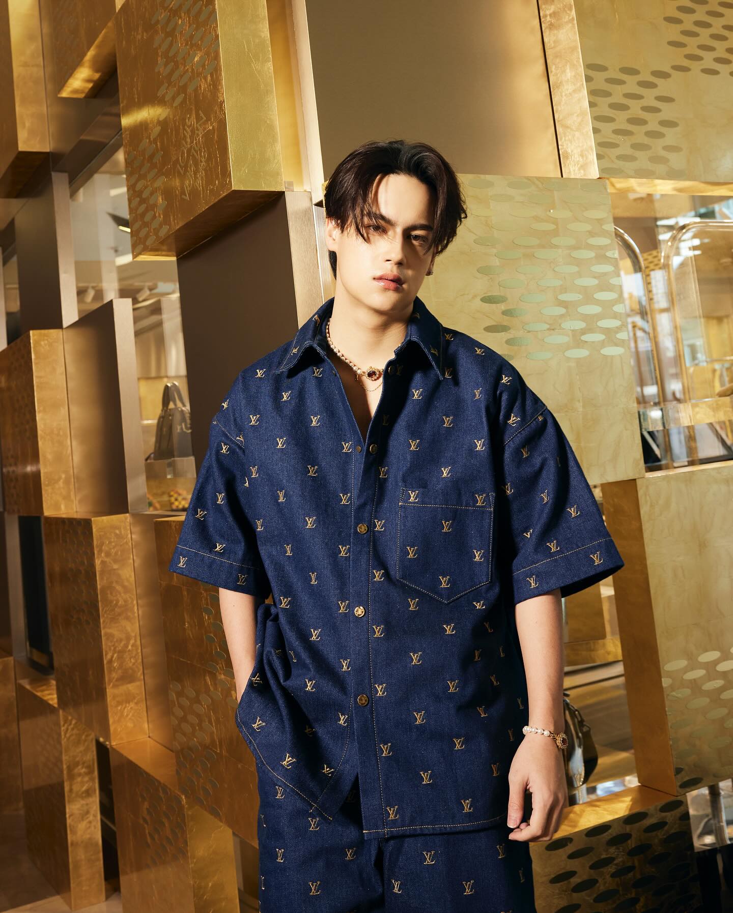 ไอซ์ - พาริส อินทรโกมาลย์สุต