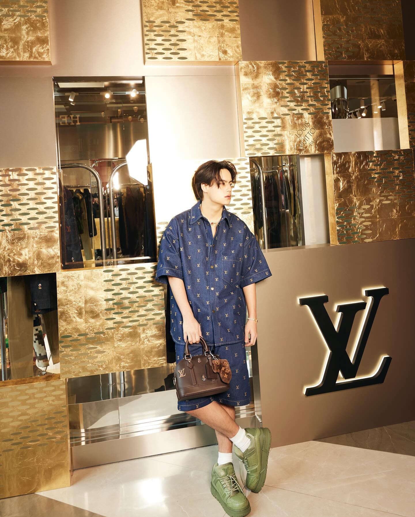 ไอซ์ - พาริส อินทรโกมาลย์สุต