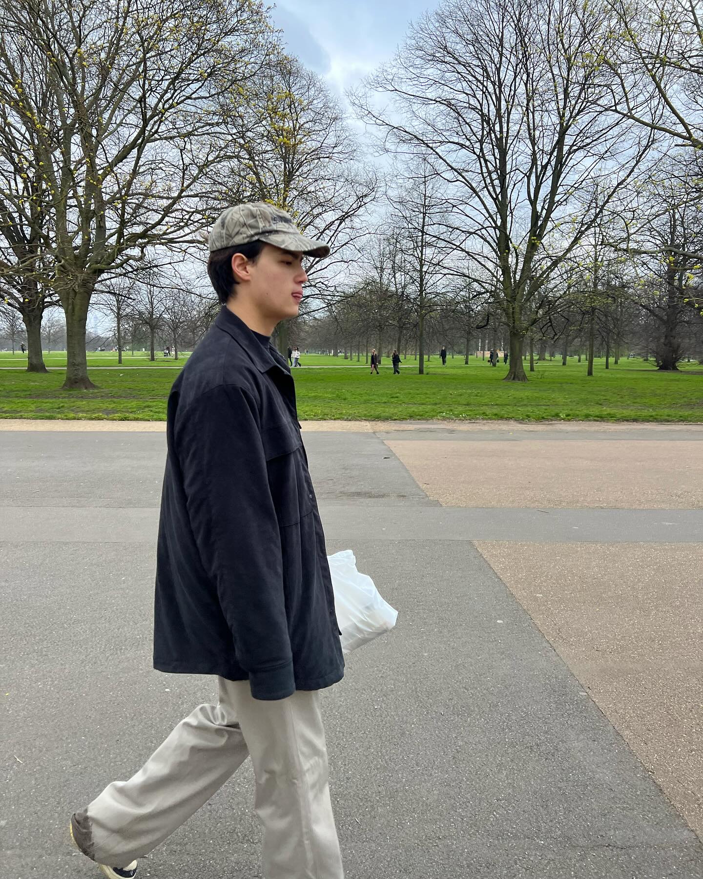 ไอซ์ - พาริส อินทรโกมาลย์สุต