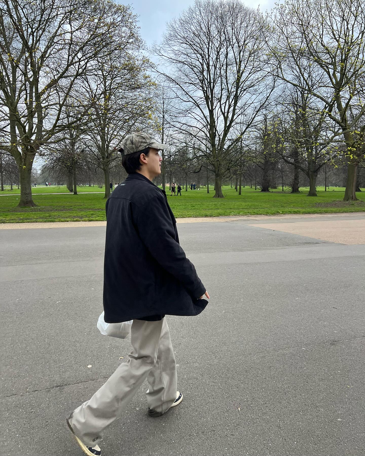 ไอซ์ - พาริส อินทรโกมาลย์สุต