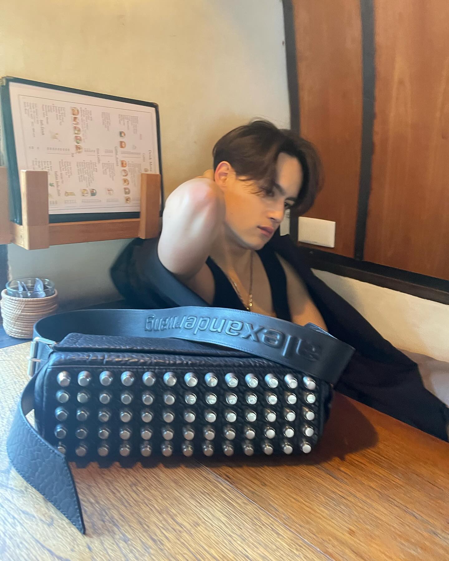 ไอซ์ - พาริส อินทรโกมาลย์สุต