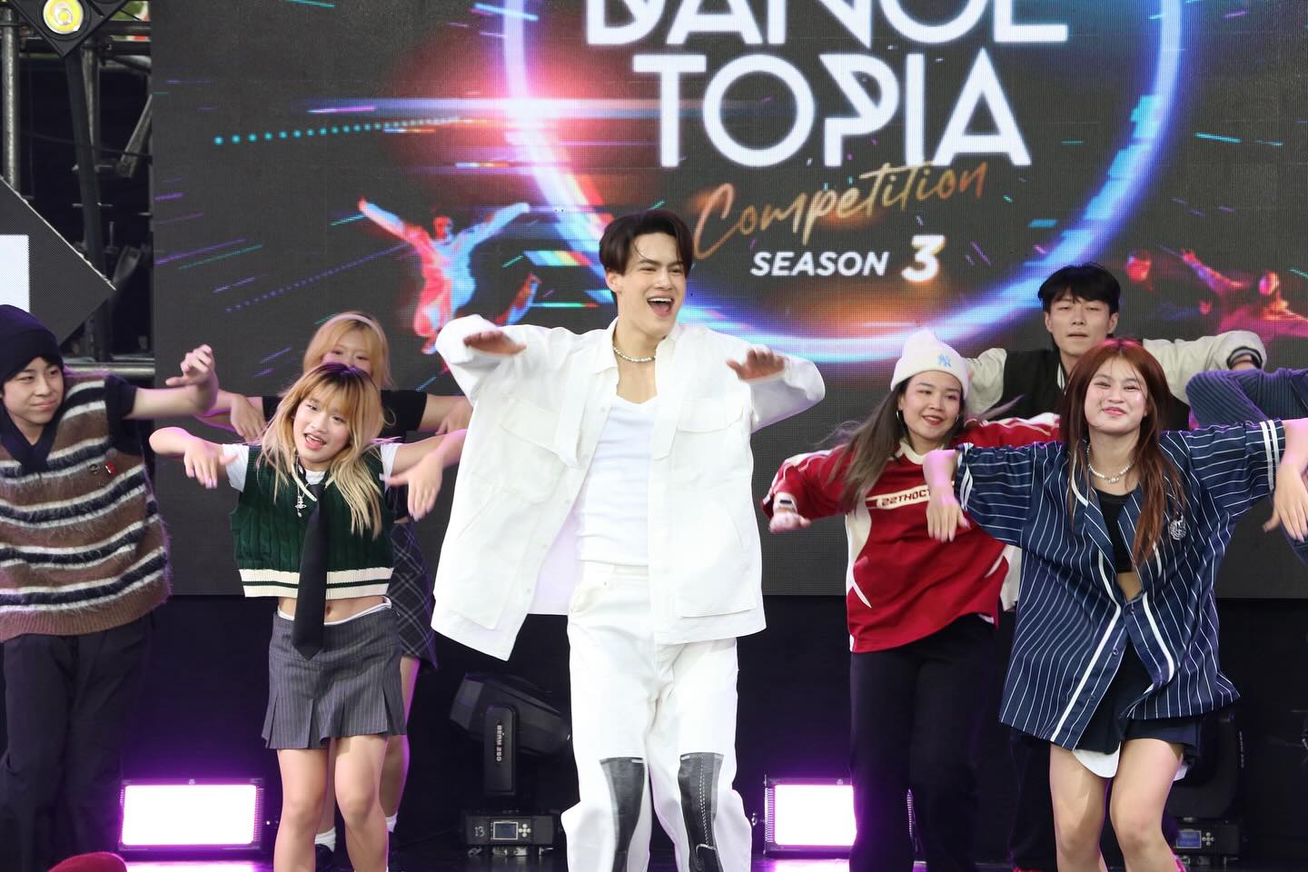 ไอซ์ - พาริส อินทรโกมาลย์สุต