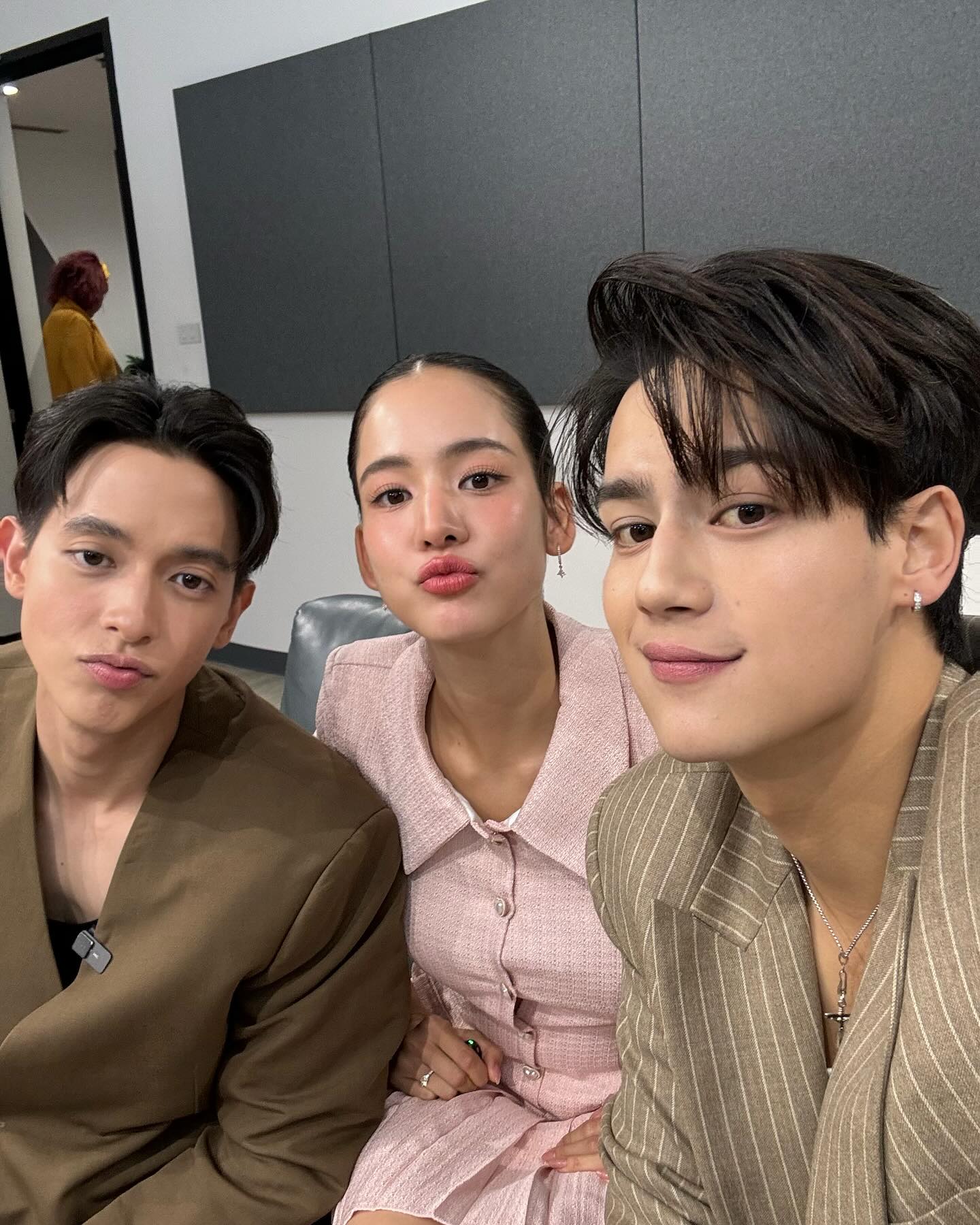 ไอซ์ - พาริส อินทรโกมาลย์สุต