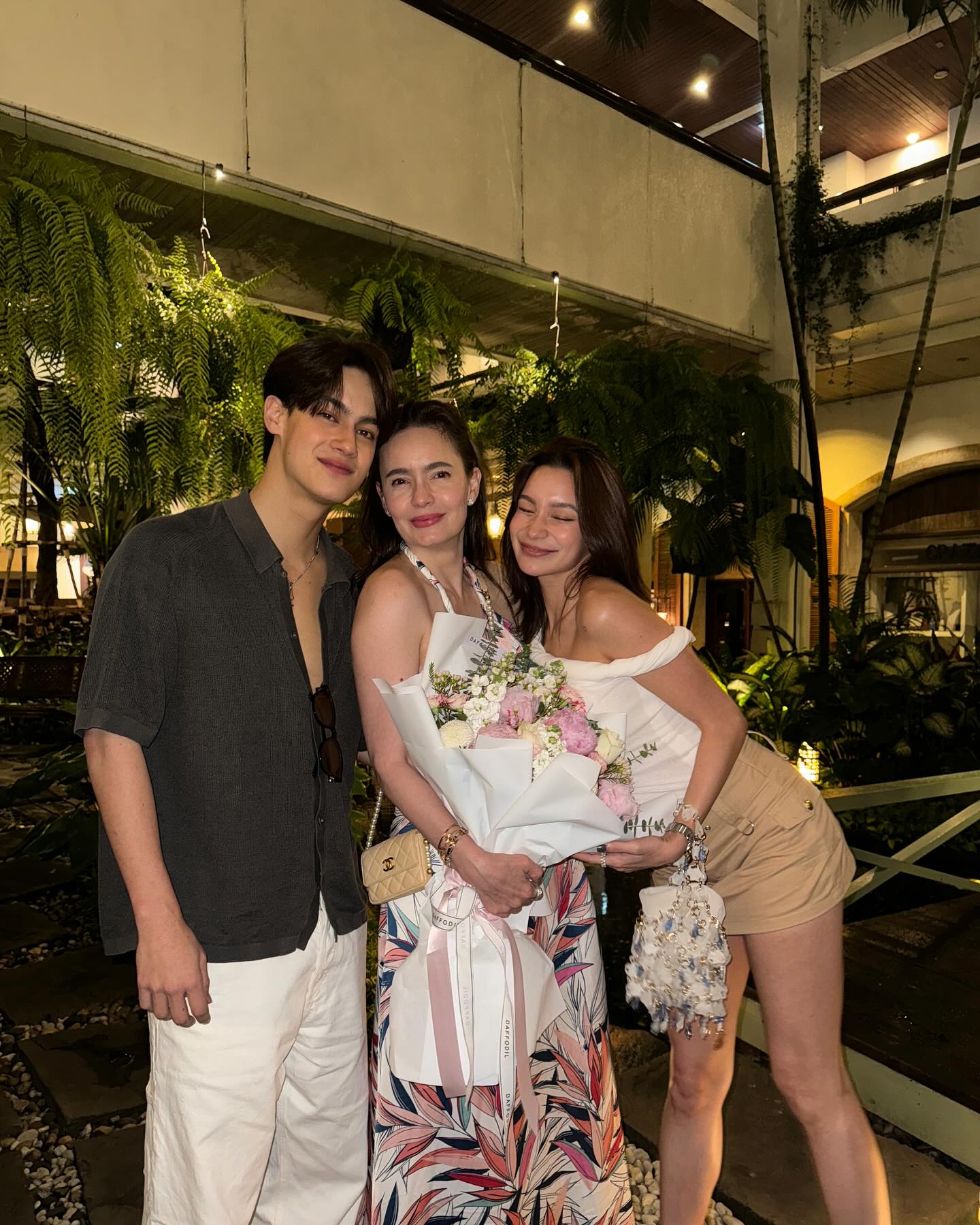 ไอซ์ - พาริส อินทรโกมาลย์สุต